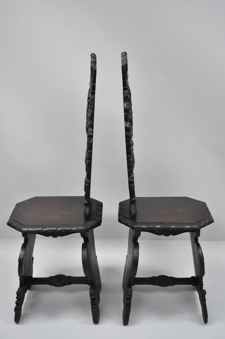 Pair of 18th Century Italian Renaissance Lion Carved Walnut Sgabello ...