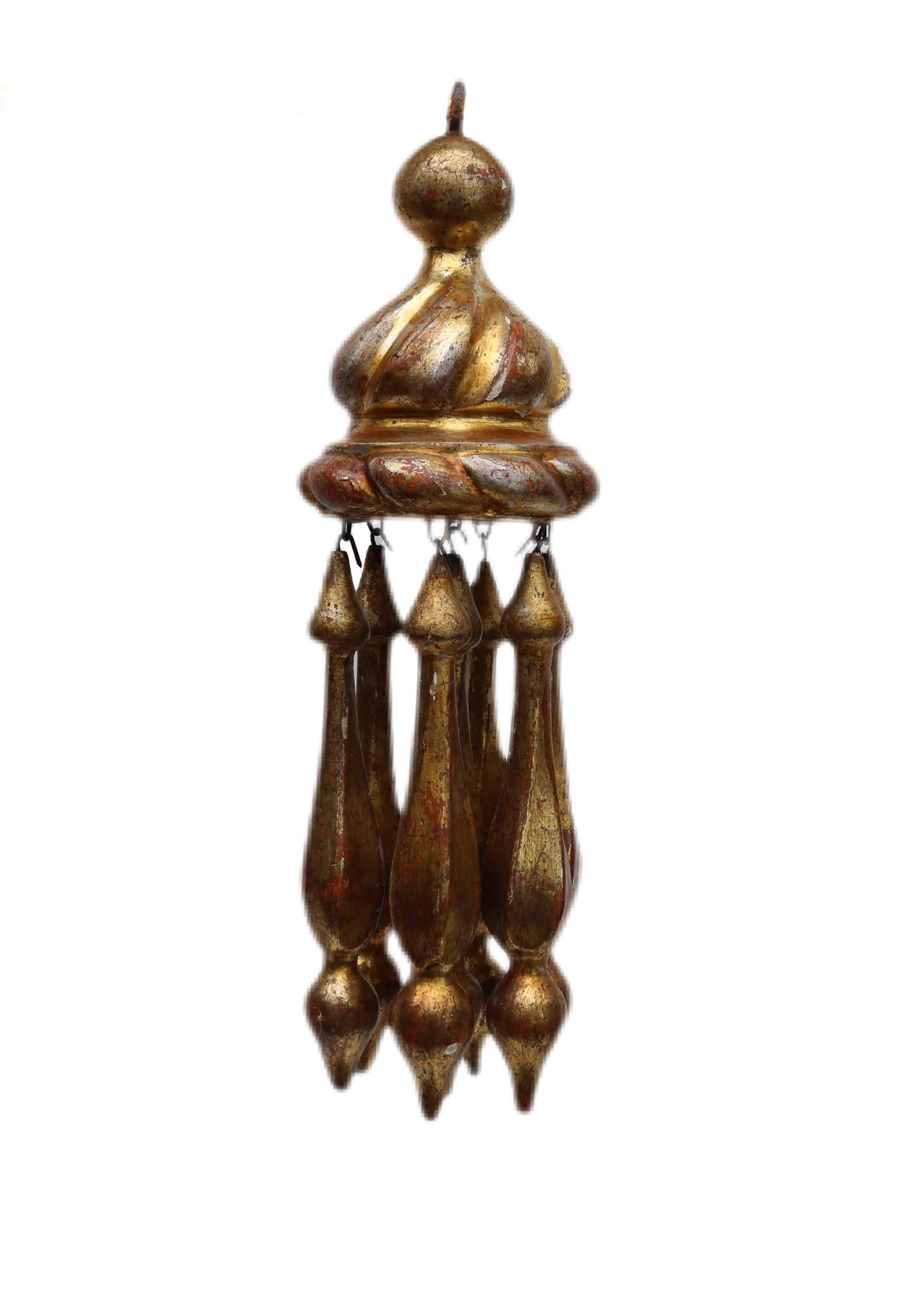 Hand-Carved Pair of 18th Century Italian Rococo Gold Leaf Hand Carved 'Pompom' Tassels For Sale
