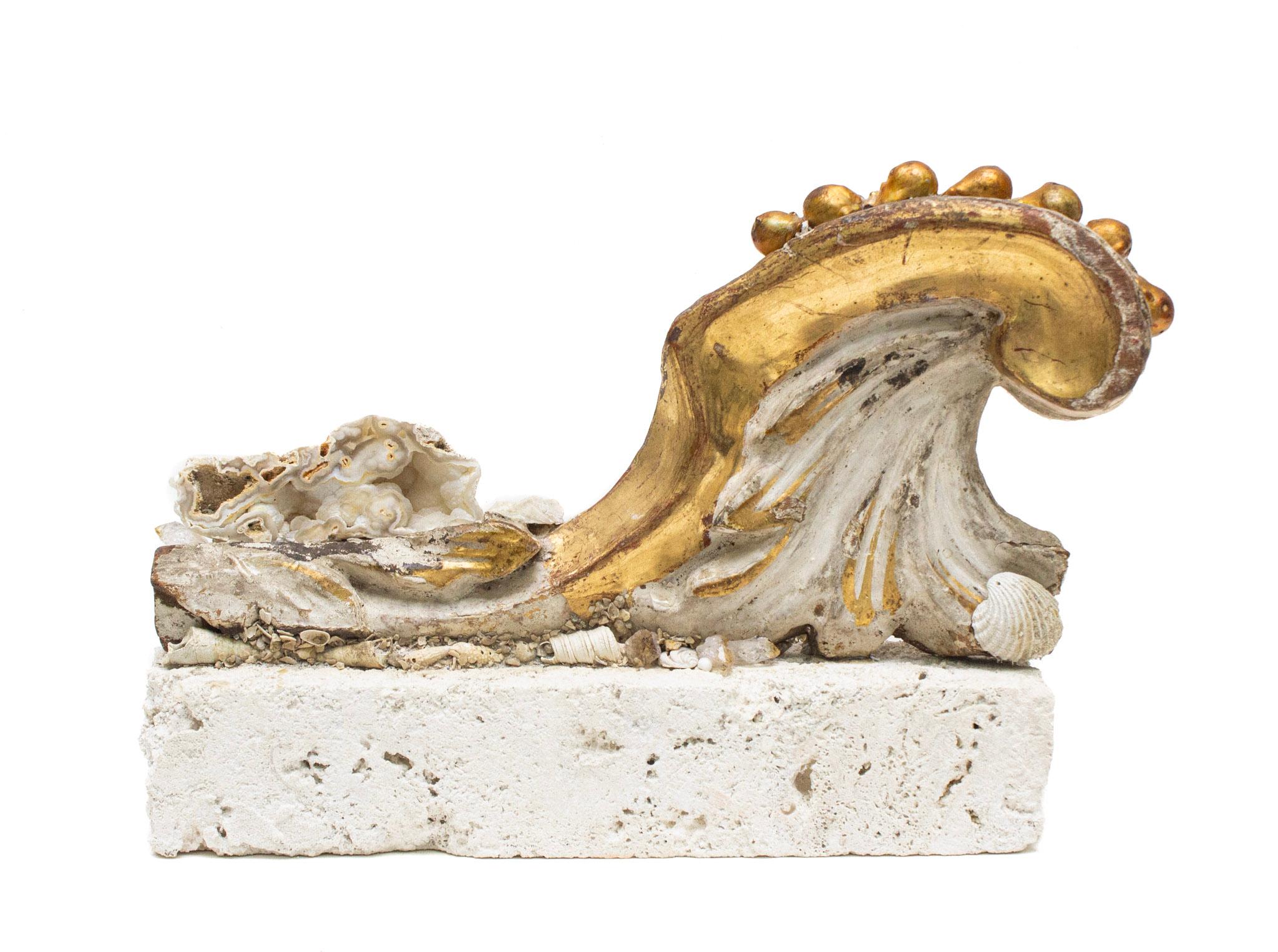 Rococo Pair of 18th Century Italian Scroll Fragments with Agate Coral and Shells For Sale