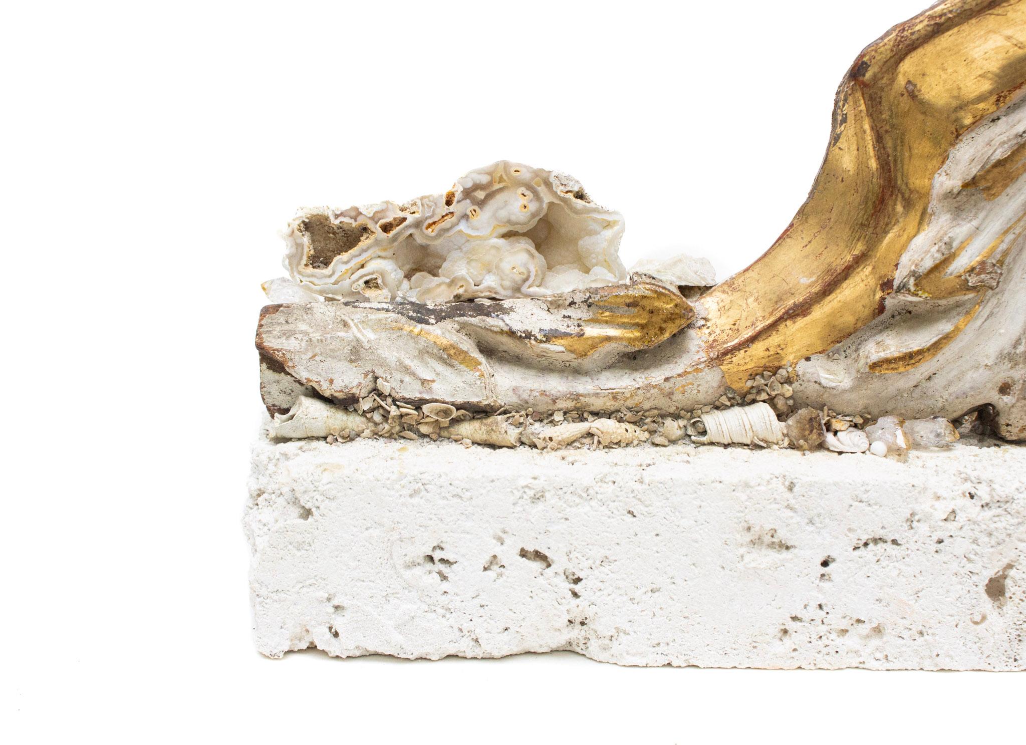 Pair of 18th Century Italian Scroll Fragments with Agate Coral and Shells In Good Condition For Sale In Dublin, Dalkey