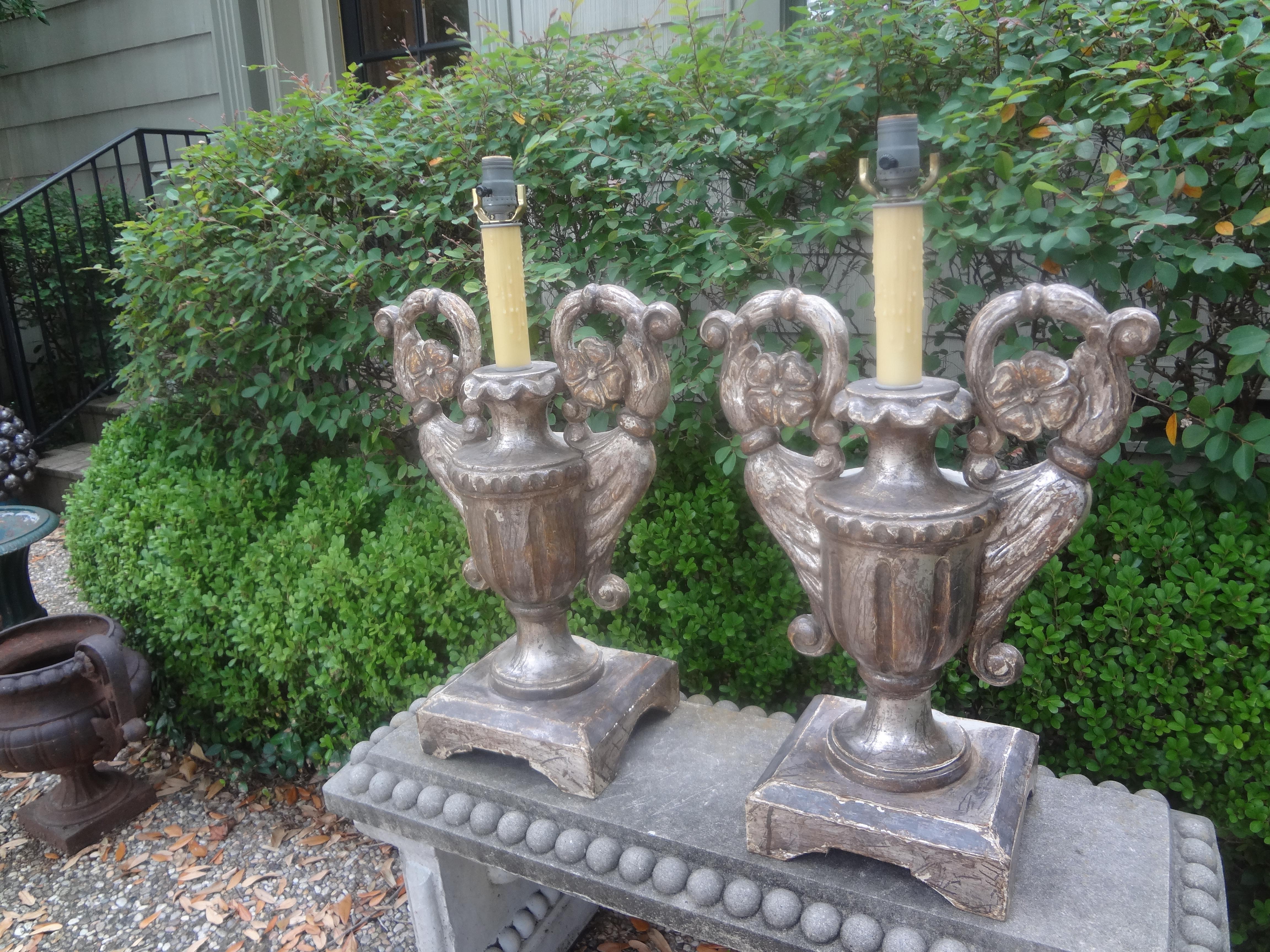 Pair Of 18th Century Italian Silver Giltwood Lamps For Sale 5