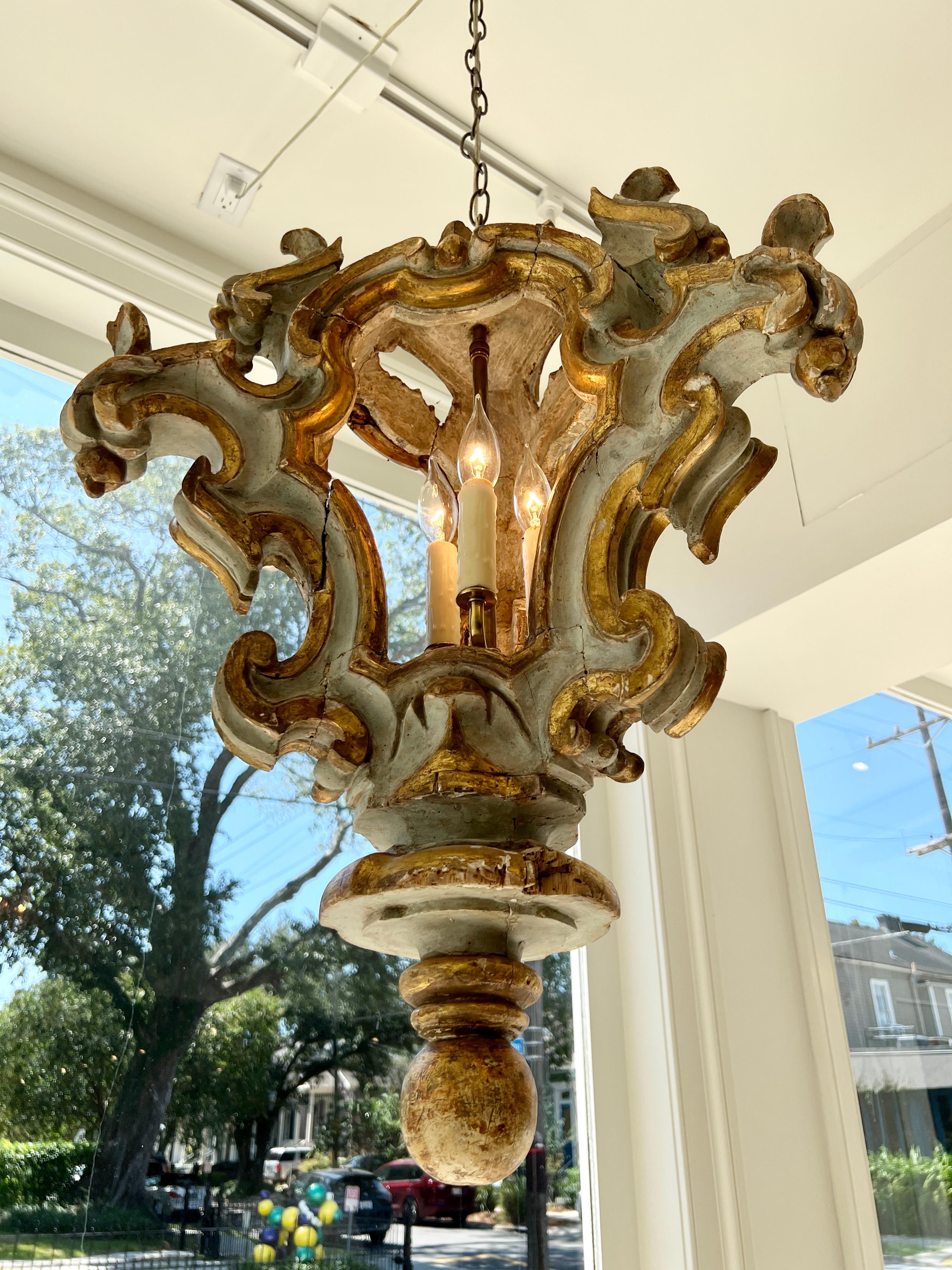 Pair of 18th Century Italian Wood Lanterns  In Distressed Condition In New Orleans, LA