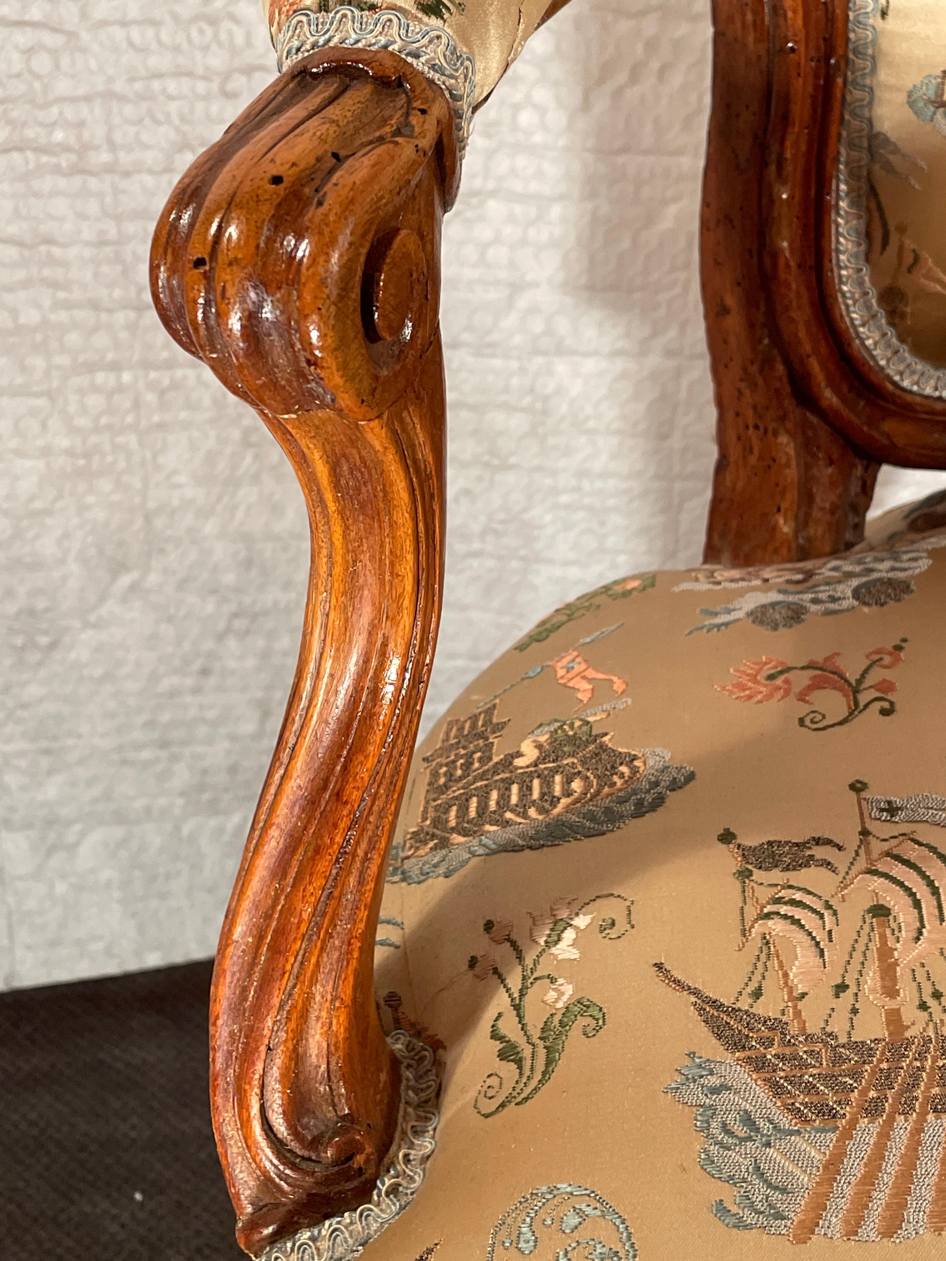 Paar Louis XV.-Sessel aus dem 18. Jahrhundert, Frankreich 1760 im Angebot 4