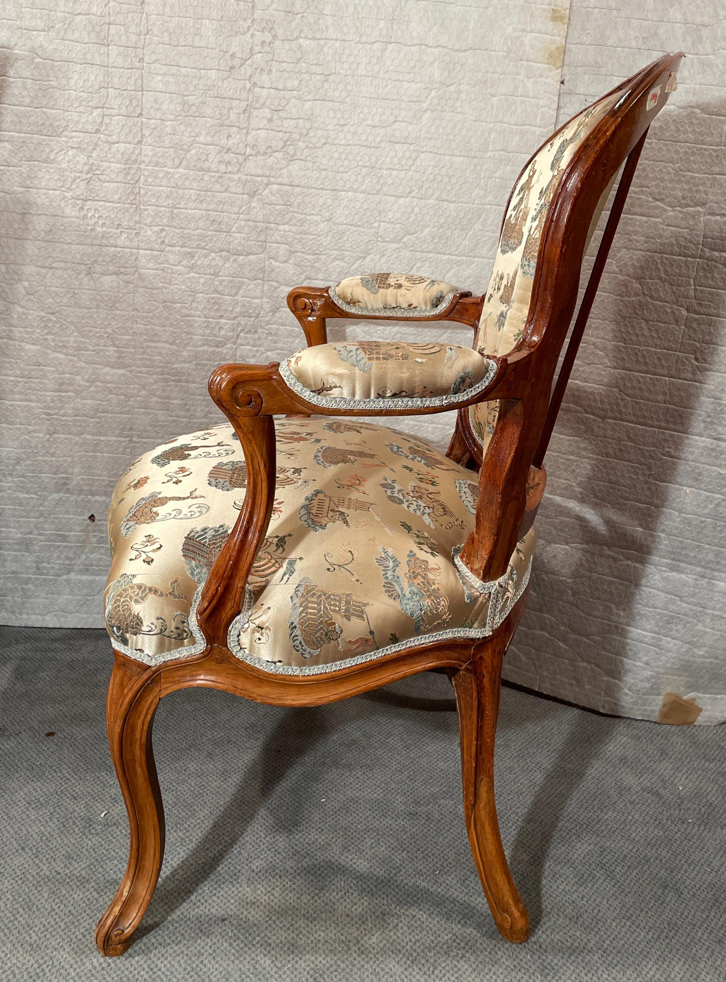 Paire de fauteuils Louis XV du XVIIIe siècle, France 1760 Bon état - En vente à Leimen, DE