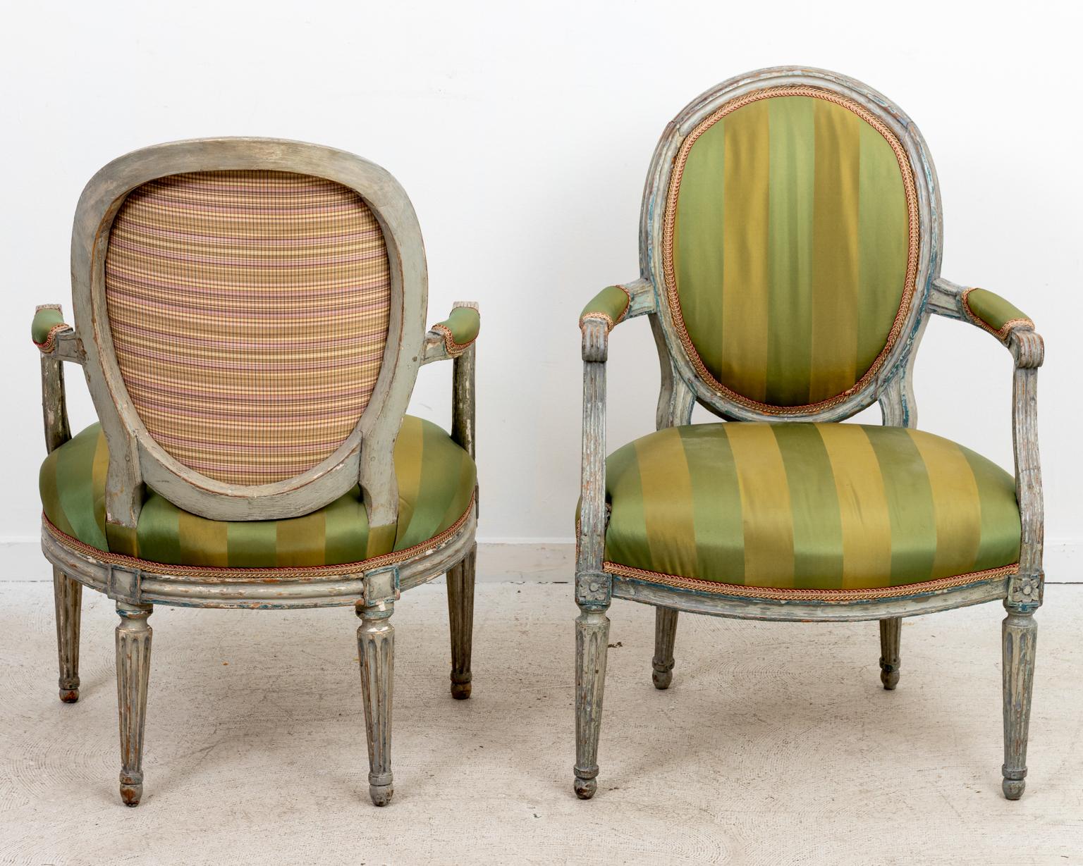 Carved Pair of 18th Century Louis XV Style Armchairs