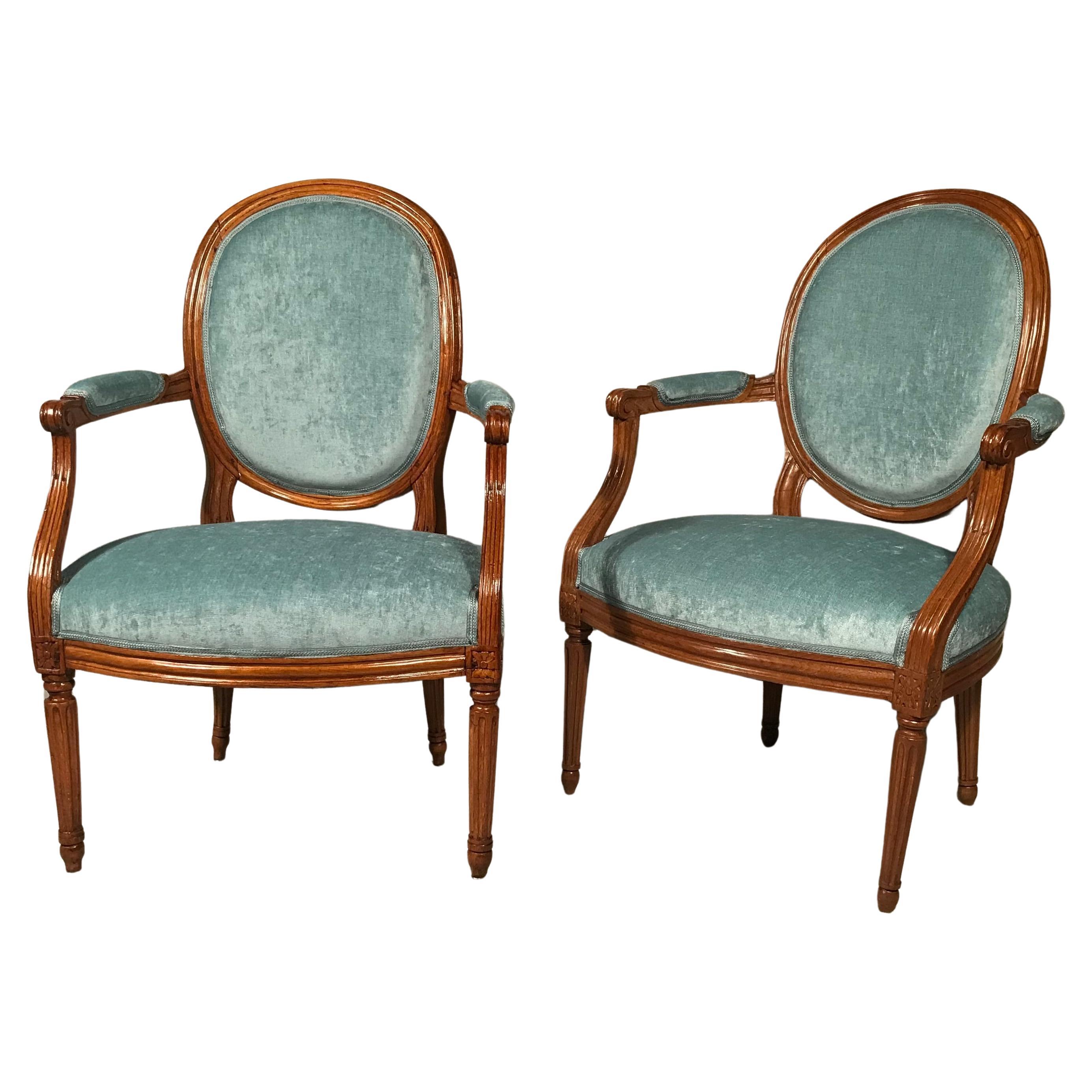 Walnut Pair of 18th century Louis XVI Armchairs, Provincial France For Sale
