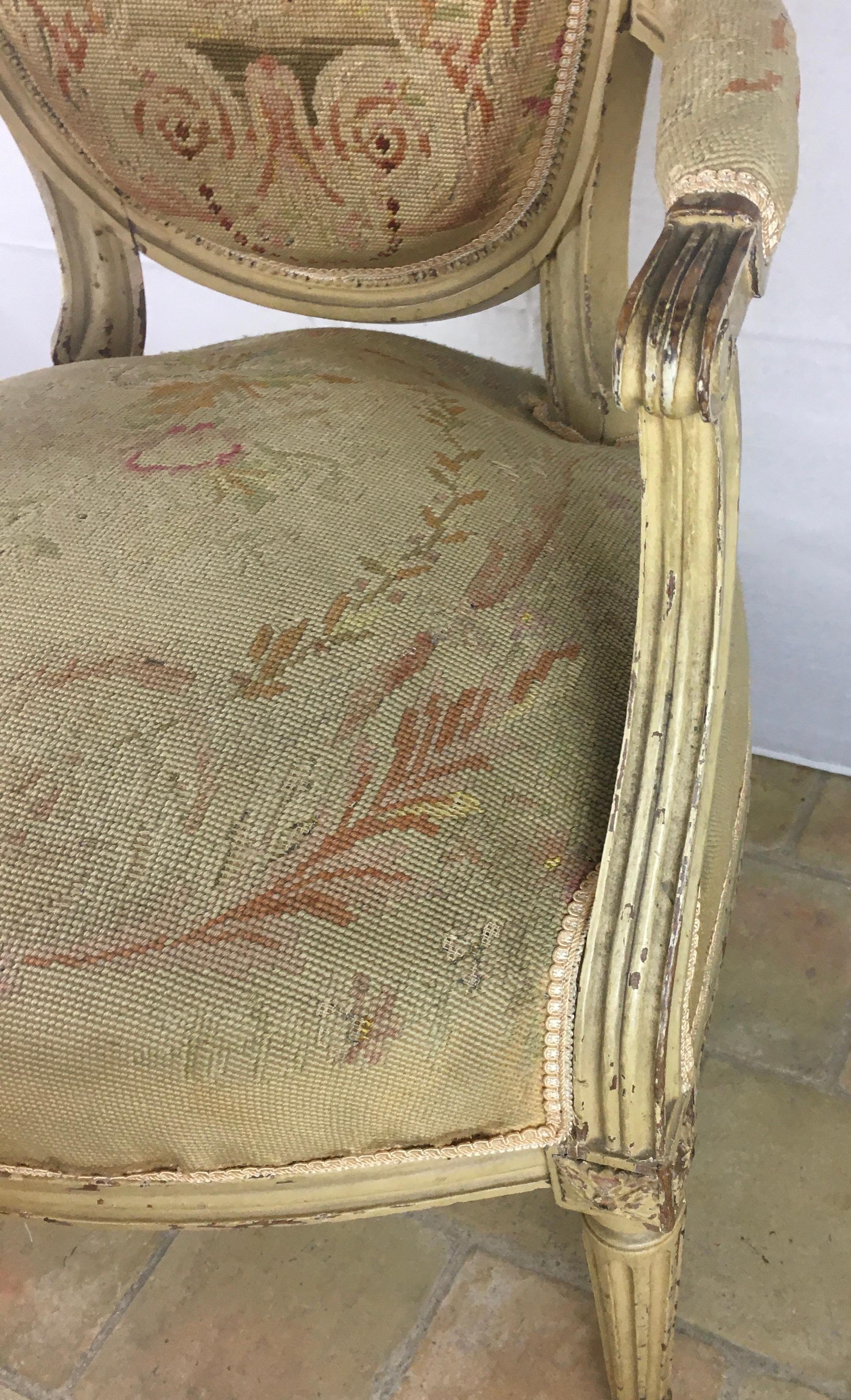 Pair of 18th Century Louis XVI Style Armchairs or Fauteuils A La Reine In Good Condition In Miami, FL