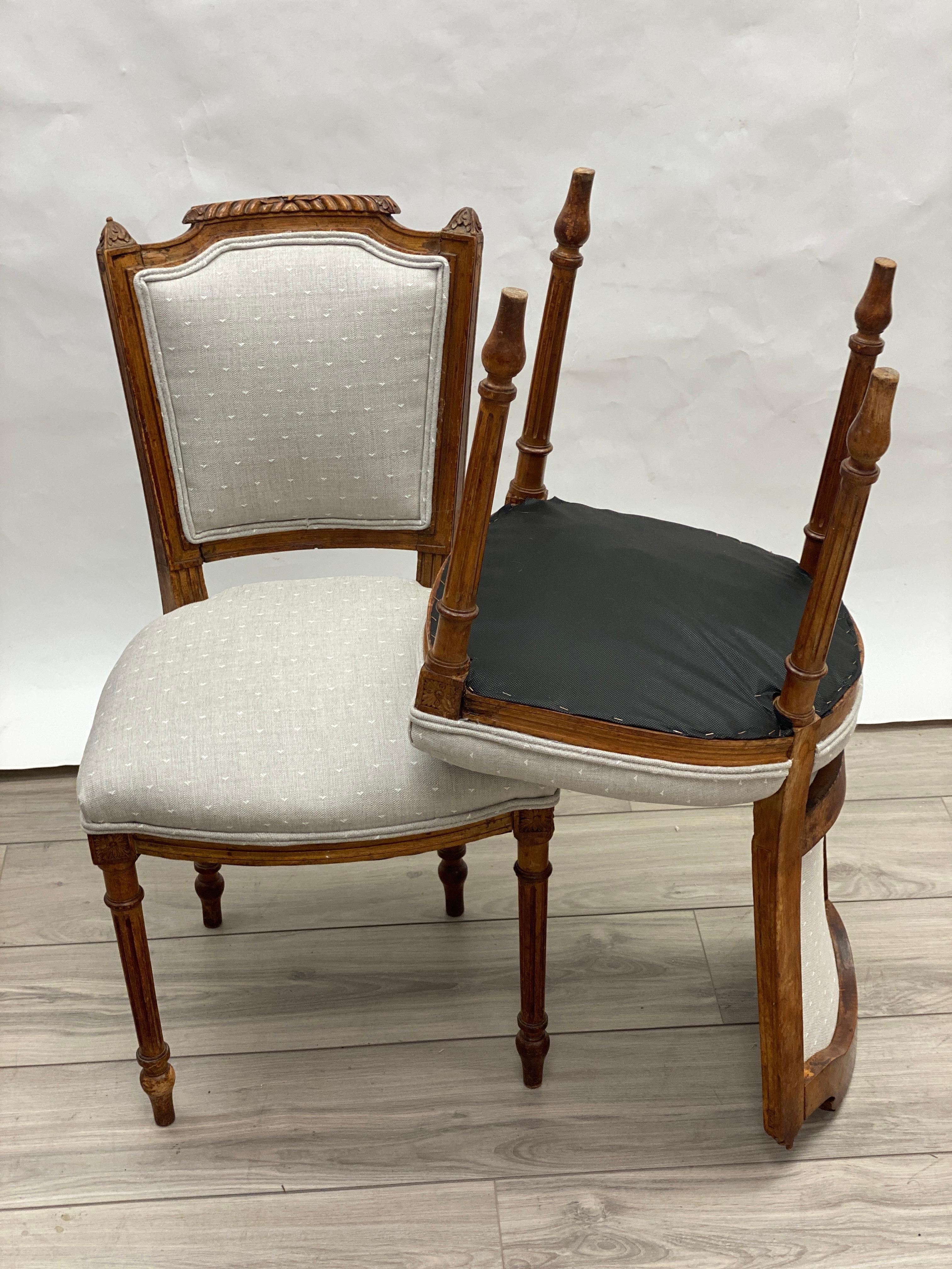 Pair of 18th Century Louis XVI Walnut Side Chairs For Sale 4