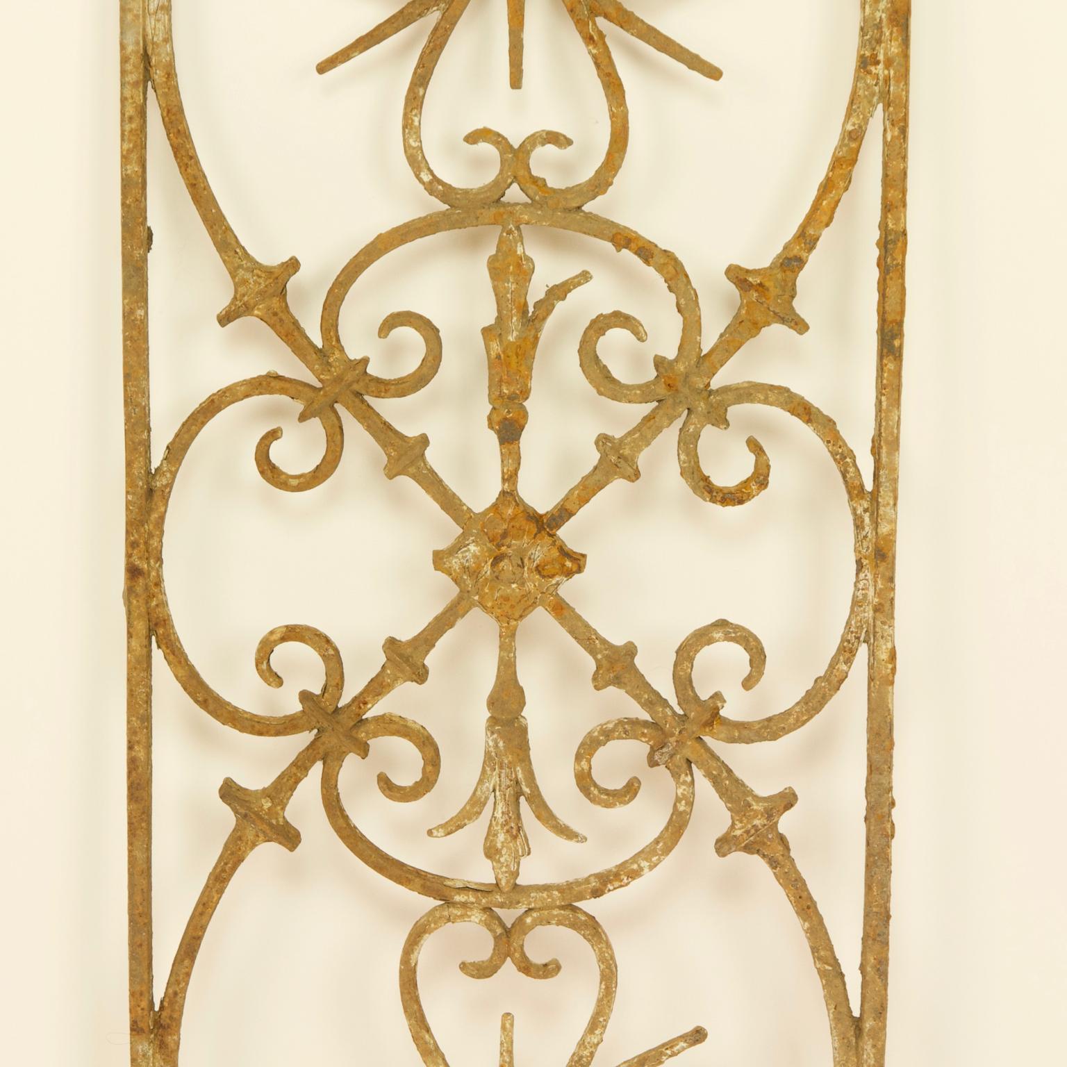 Pair of 18th Century Louis XVI Wrought Iron Fence Elements or Window Grills In Fair Condition In Berlin, DE