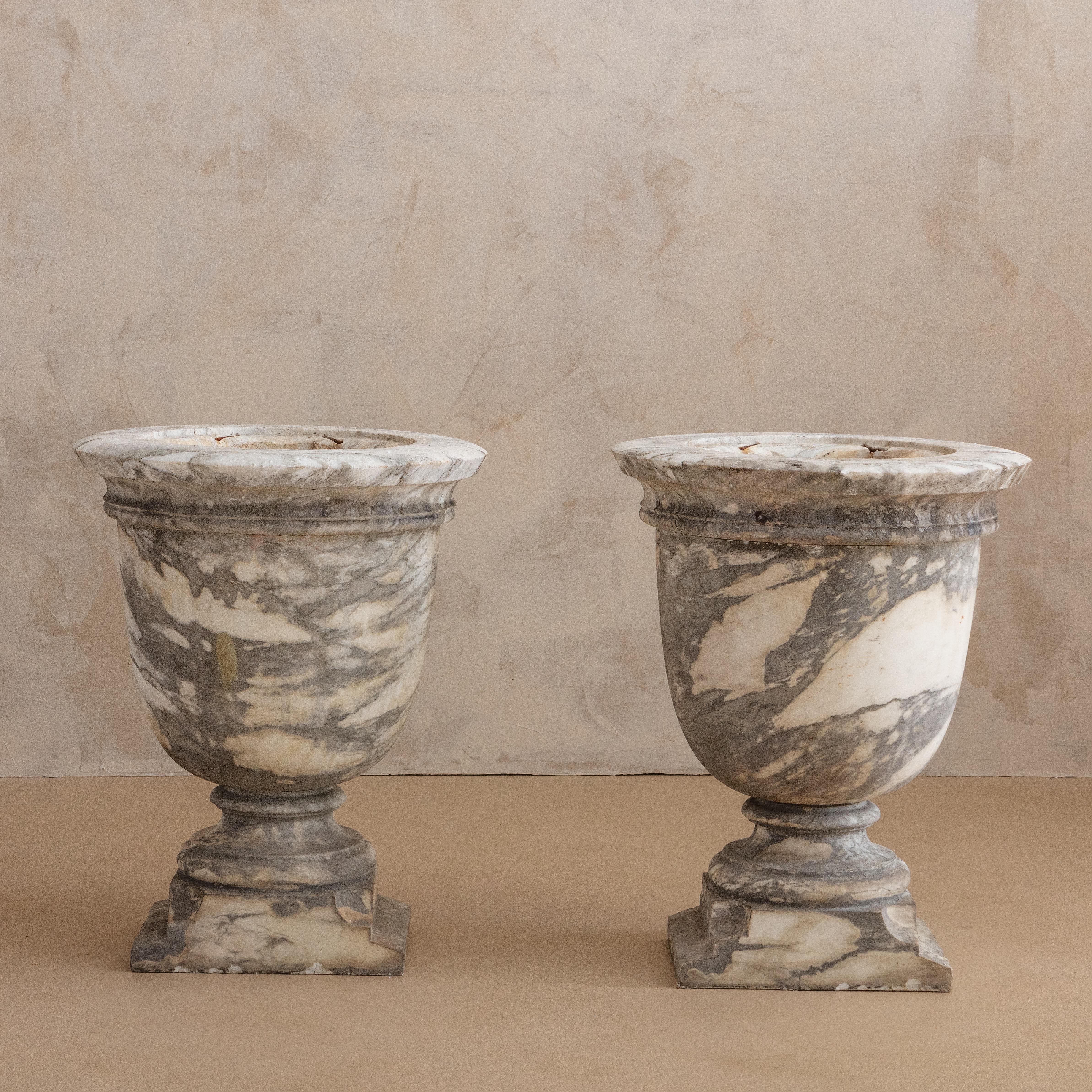 Pair of 18th Century Marble Planter Urns 3