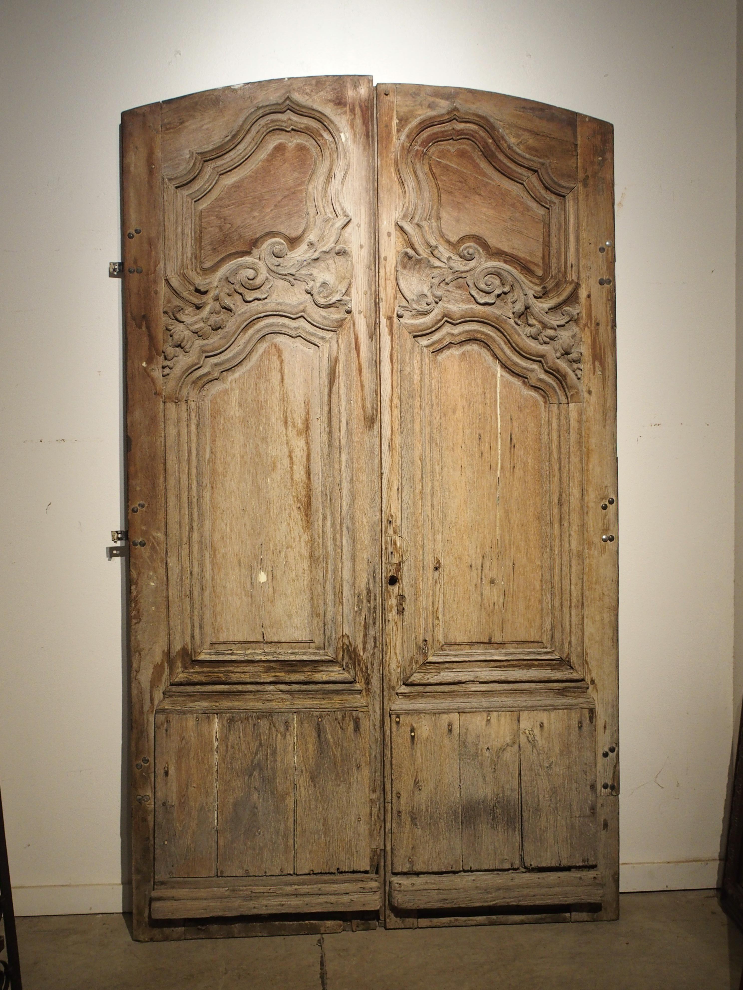 Pair of 18th Century Oak Entry Doors from Troyes, France 6
