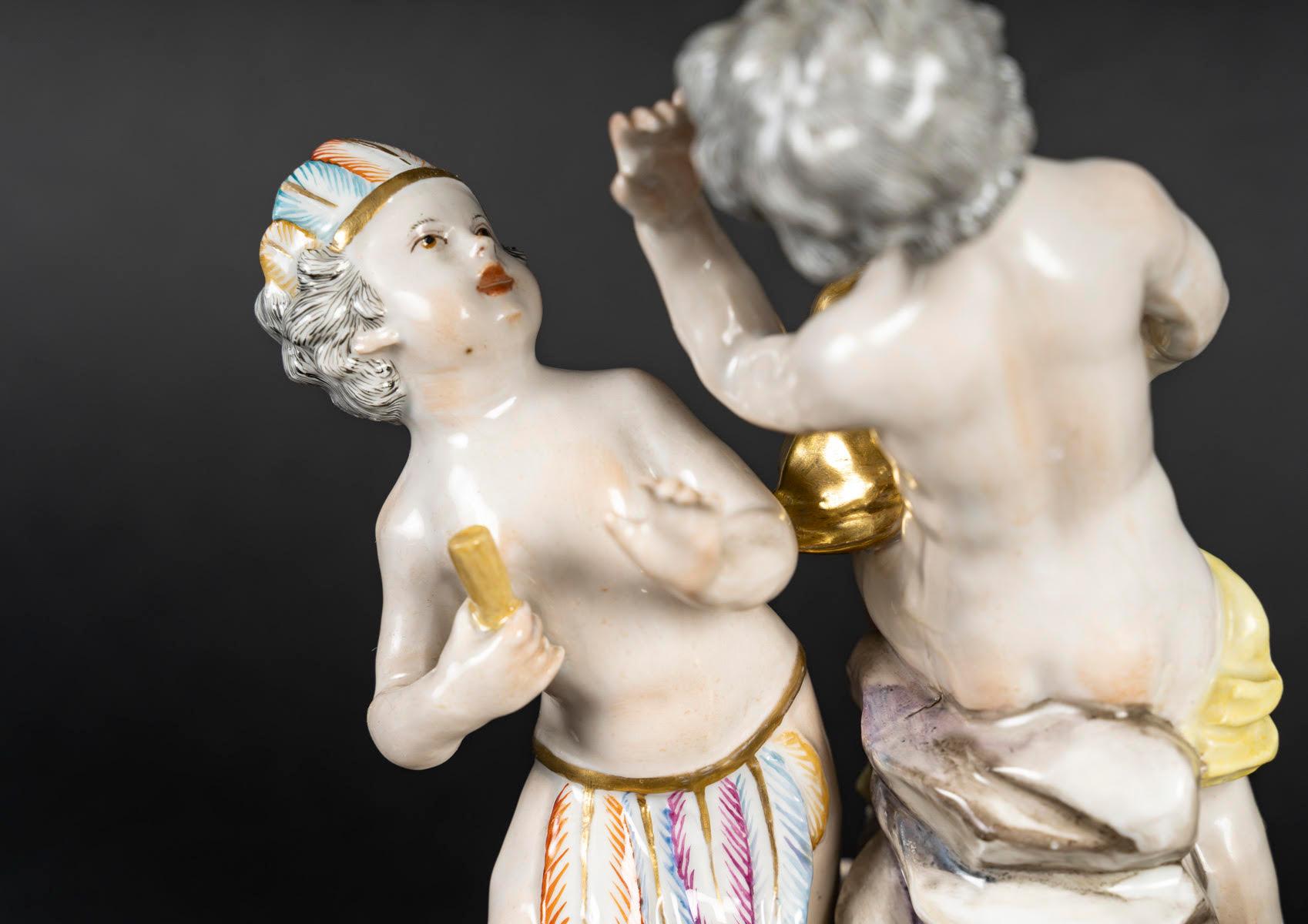 Porcellana Coppia di gruppi in porcellana di Meissen del XVIII secolo o dell'inizio del XIX secolo. in vendita