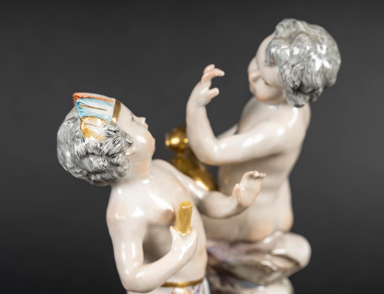 Coppia di gruppi in porcellana di Meissen del XVIII secolo o dell'inizio del XIX secolo. in vendita 2