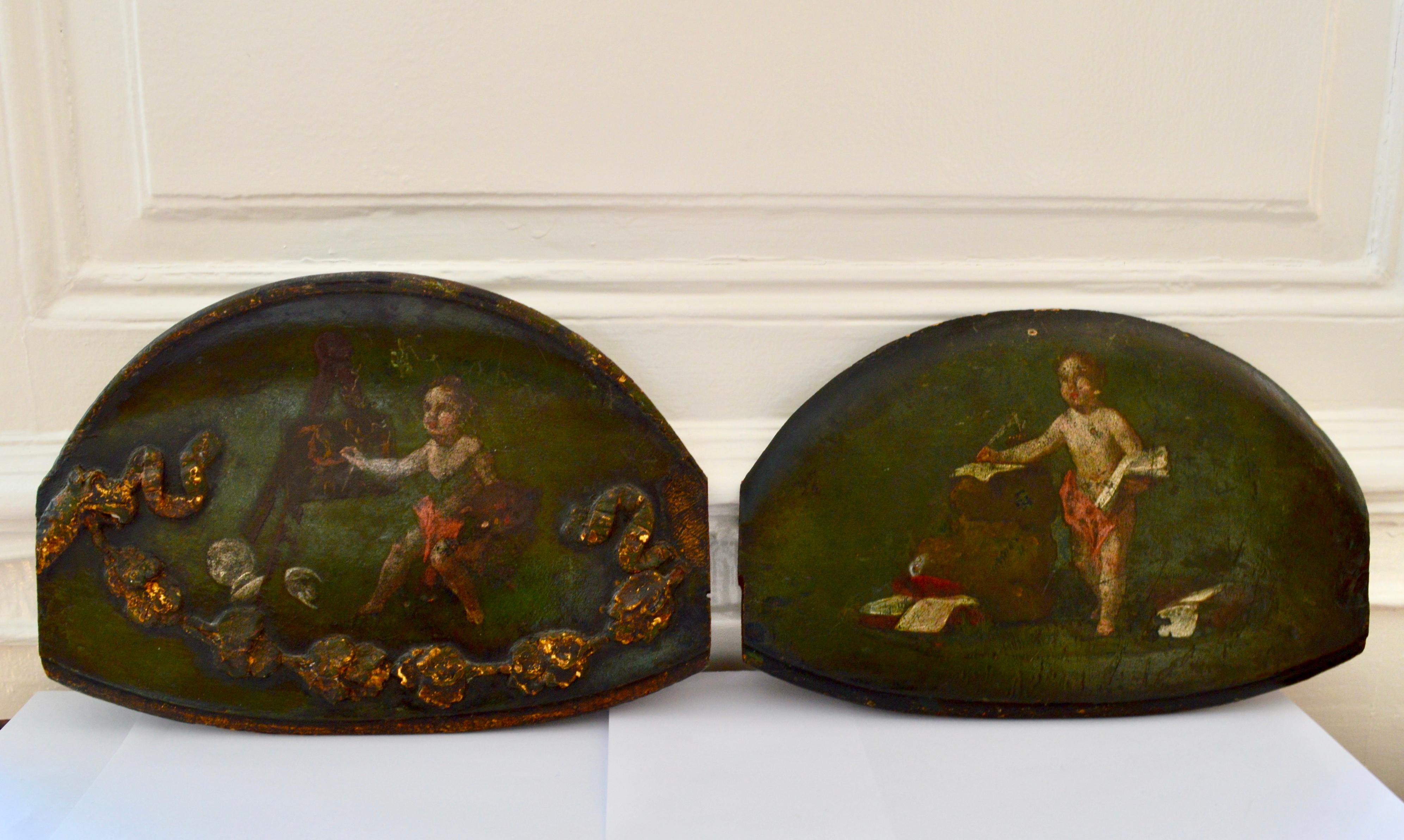 Deux panneaux de fragments architecturaux du XVIIIe siècle avec putties en vente 5