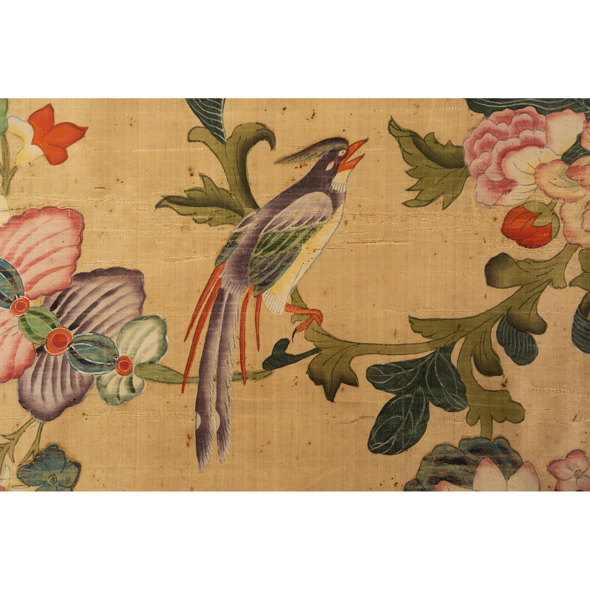 Pair of 18th Century Panels of Hand Painted Asian Silk For Sale 3