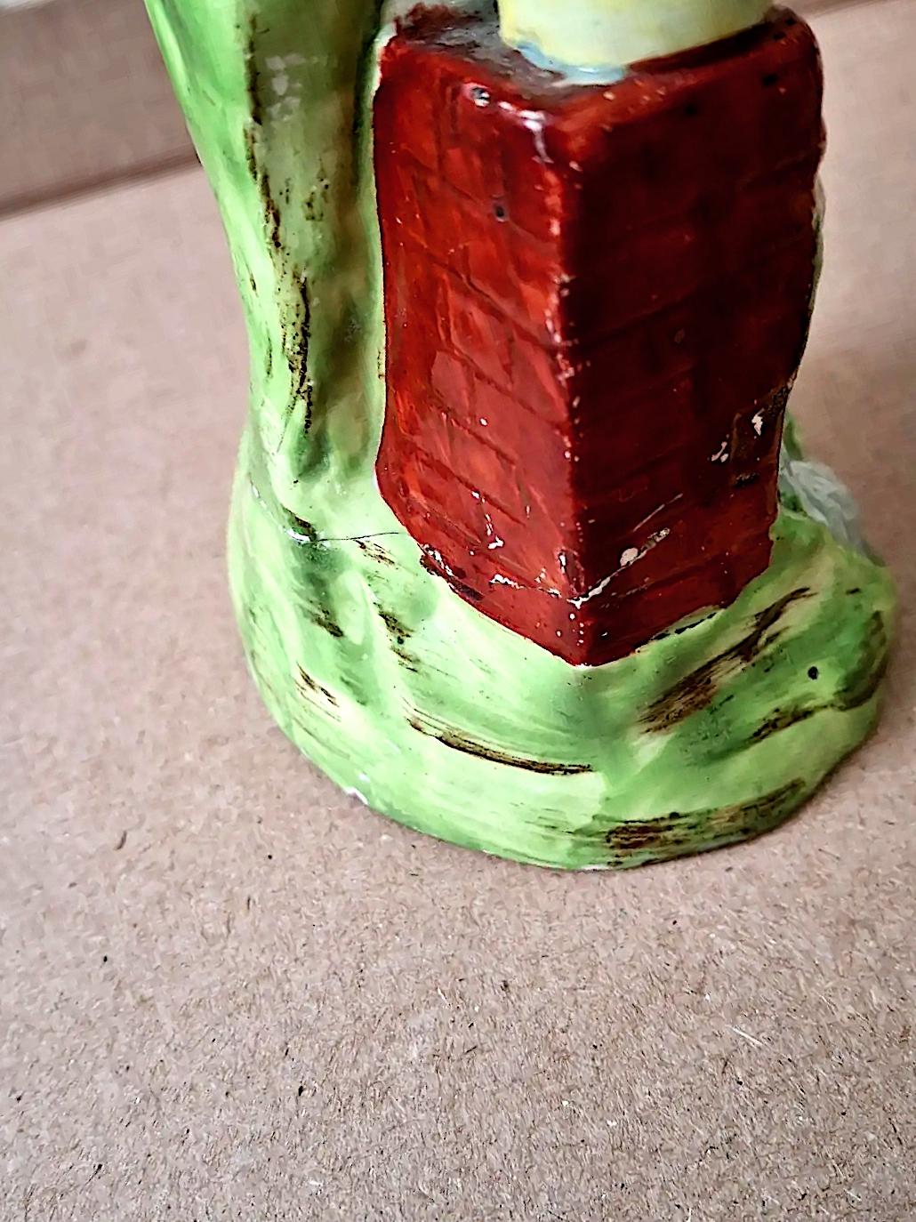 Porcelaine Paire de figurines en porcelaine perlée du 18e siècle  Style géorgien en vente