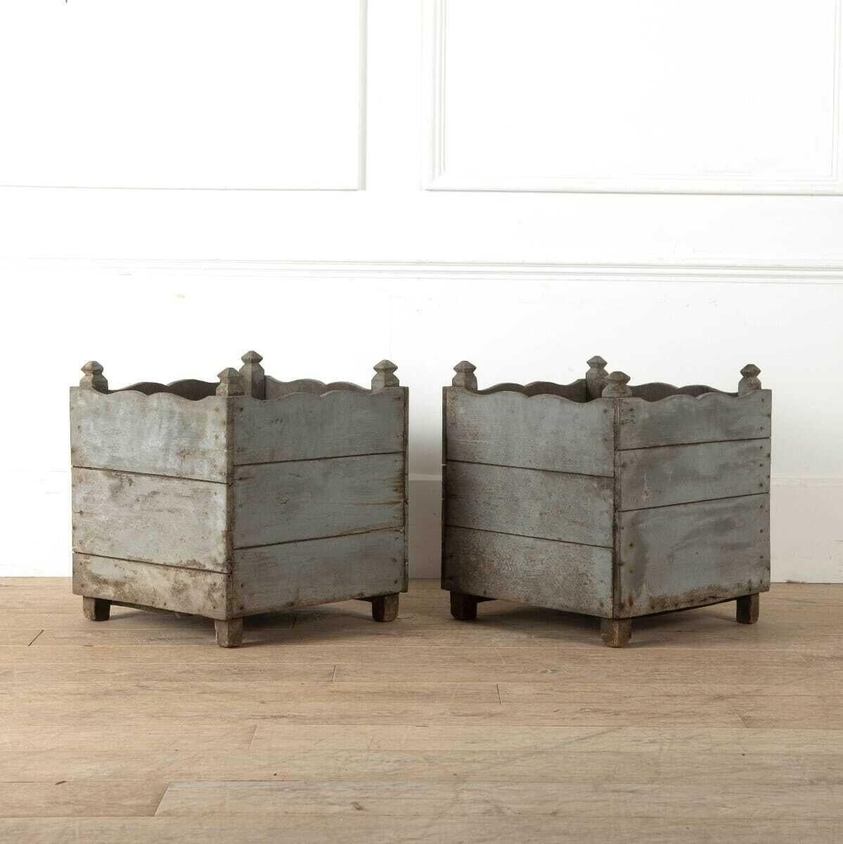 18th Century and Earlier Pair of 18th Century Planters For Sale