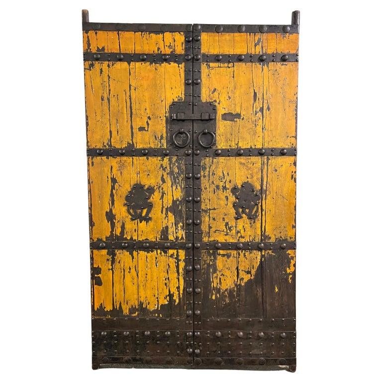 Locust Wood Cabinet From Gansu Province - 19th Century Locust Wood Cabinet From Gansu Province - 19th Century