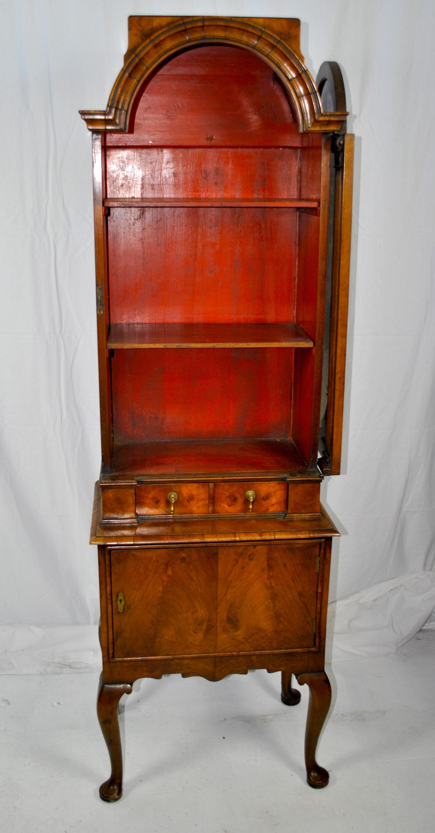 Pair of 18th Century Queen Anne English Cabinets, 1712 For Sale 1