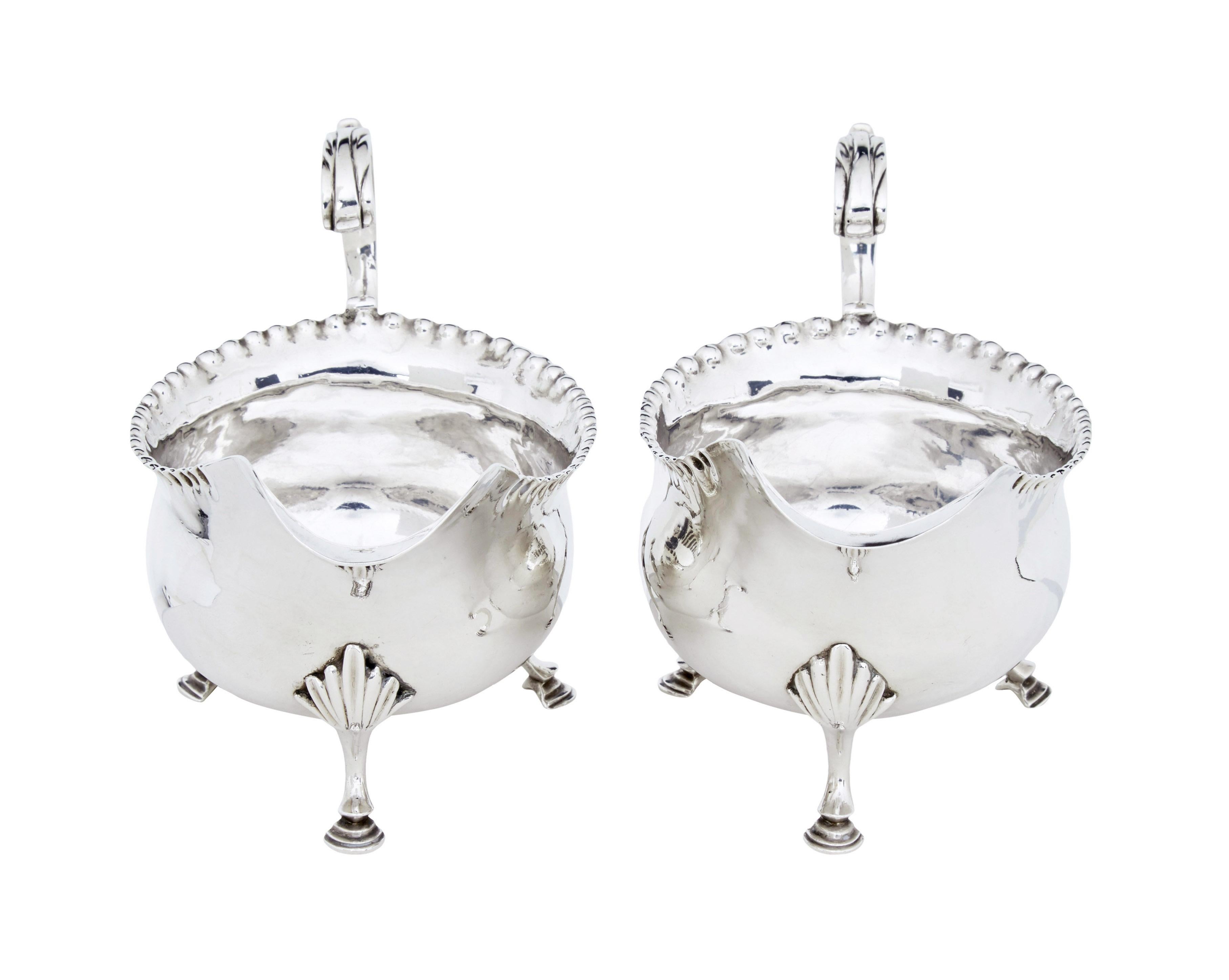 Georgian Pair of 18th century silver sauce boats by Hester Bateman For Sale