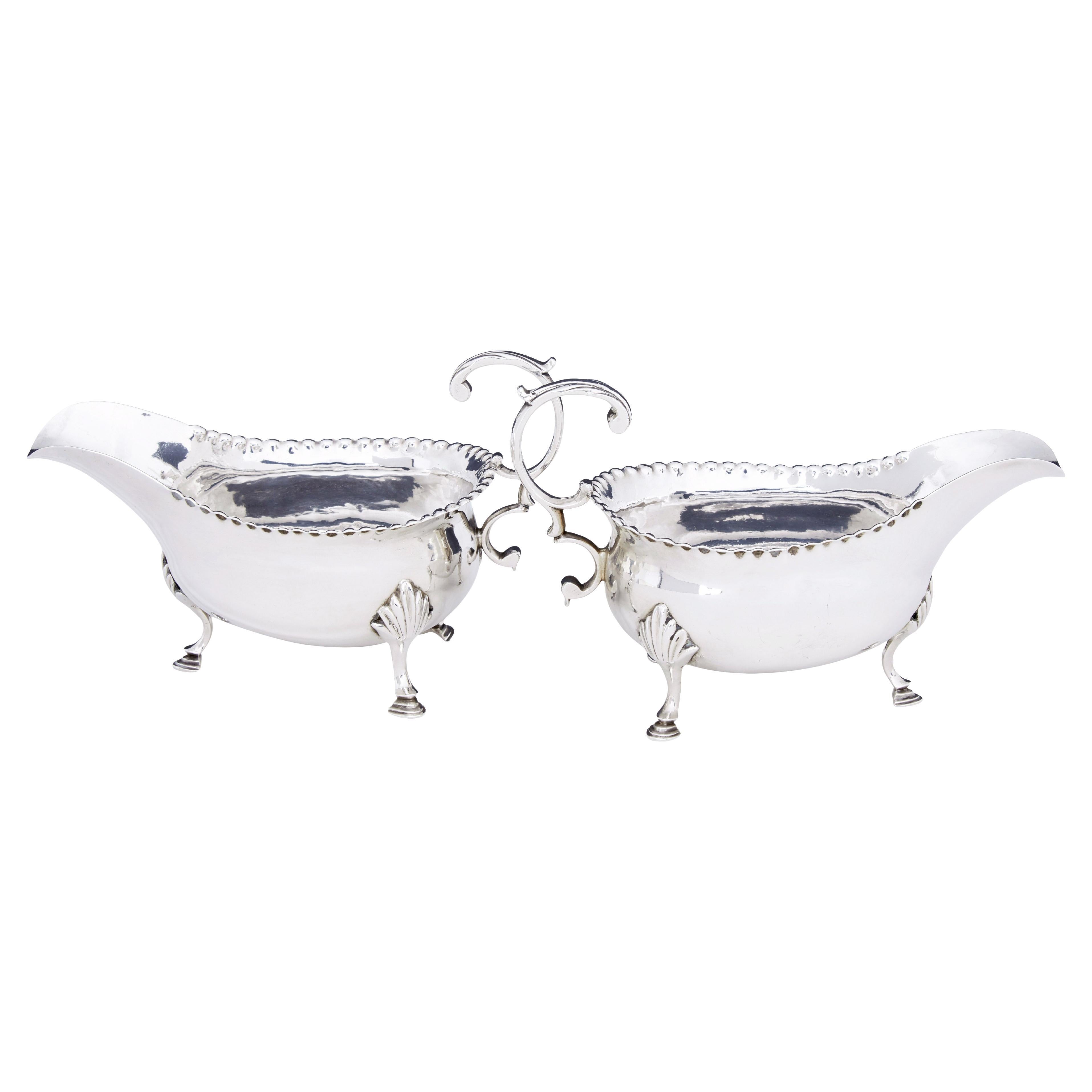 Pair of 18th century silver sauce boats by Hester Bateman For Sale