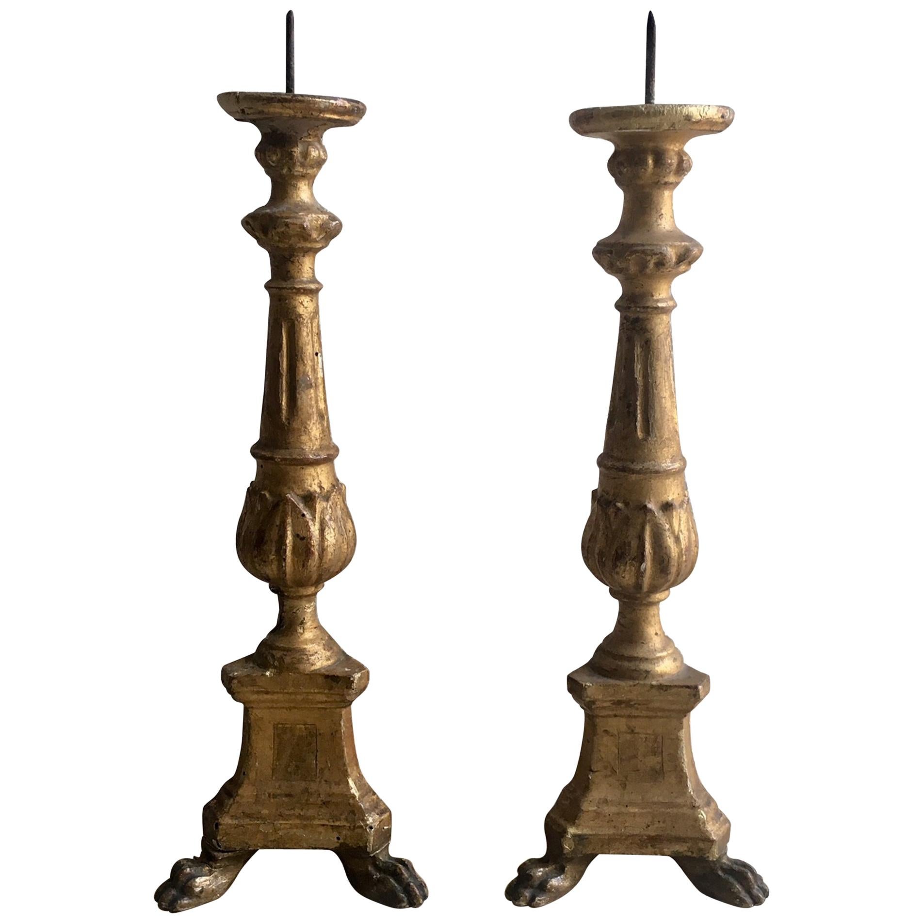 Pair of 18th Century Spanish Carved Giltwood Torchère For Sale