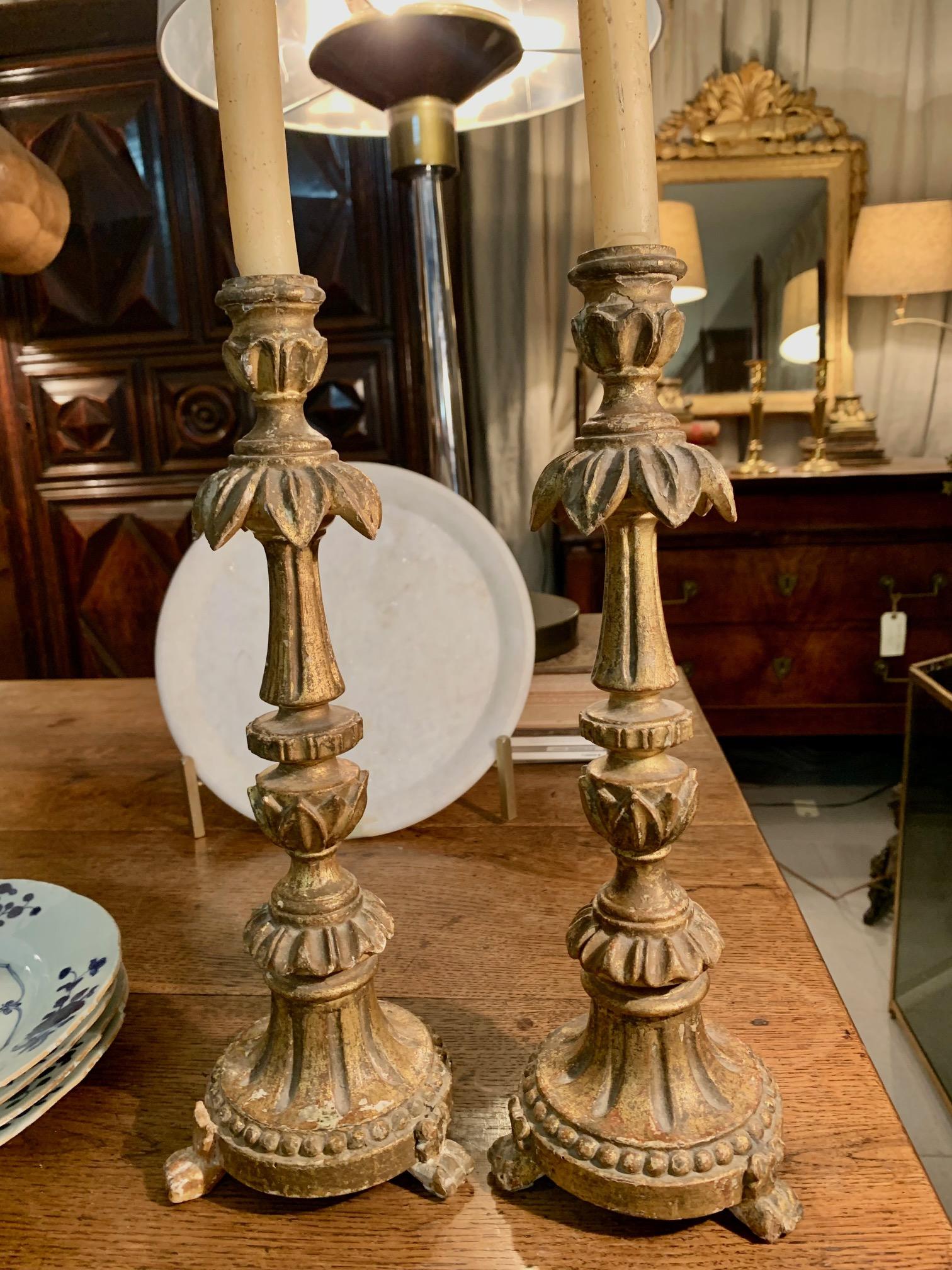 Pair of 18th  Century Spanish Carved Giltwood  Candlestick  Torchere  For Sale 9