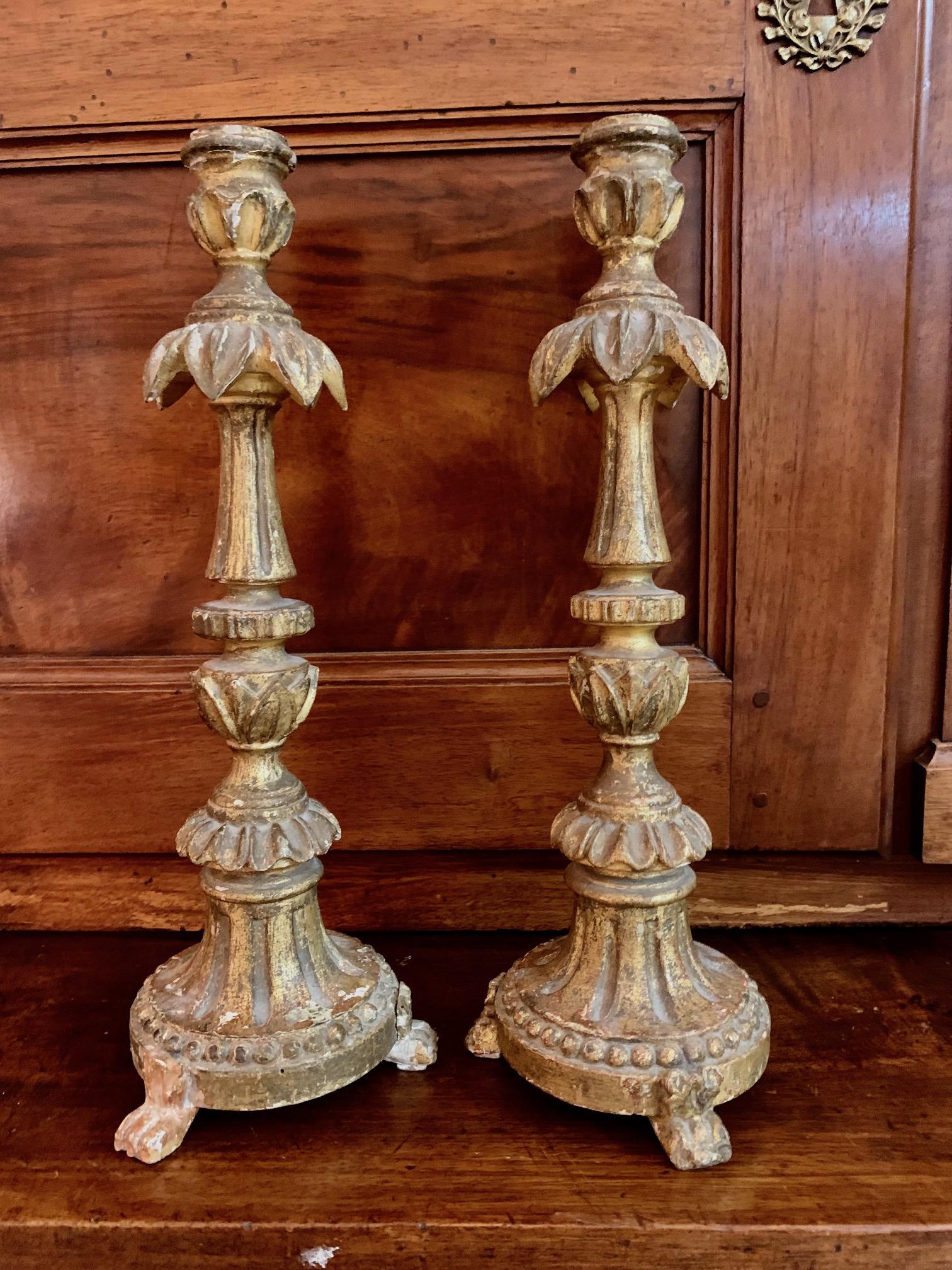 Pair of 18th  Century Spanish Carved Giltwood  Candlestick  Torchere  For Sale 1