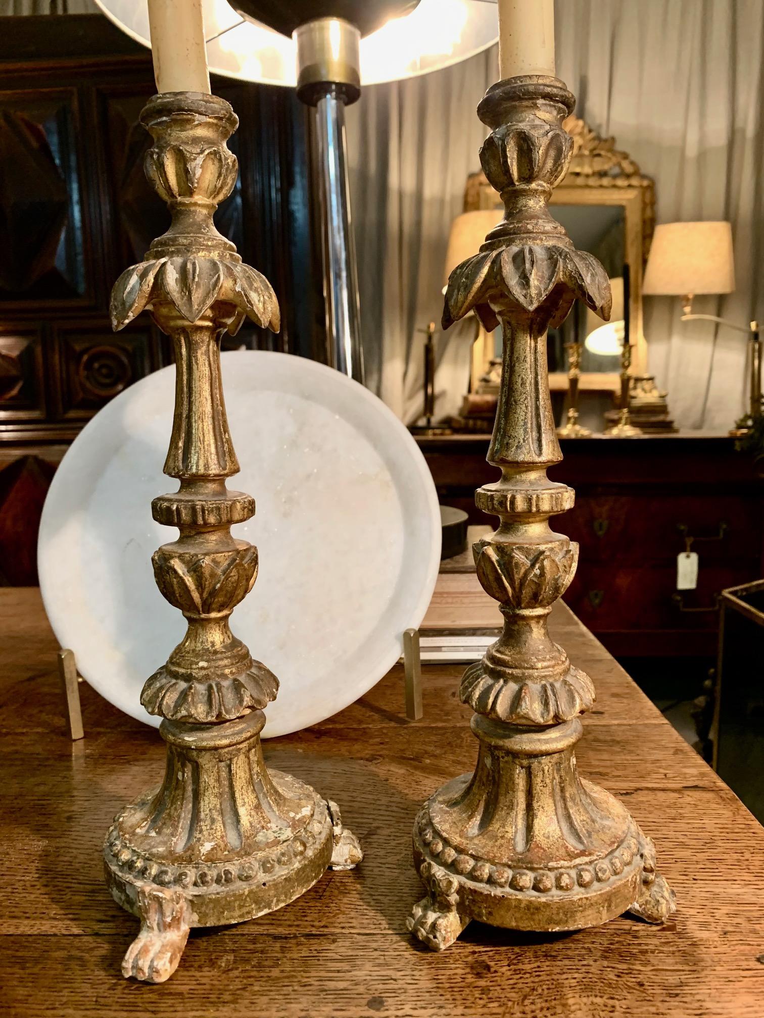 Pair of 18th  Century Spanish Carved Giltwood  Candlestick  Torchere  For Sale 4