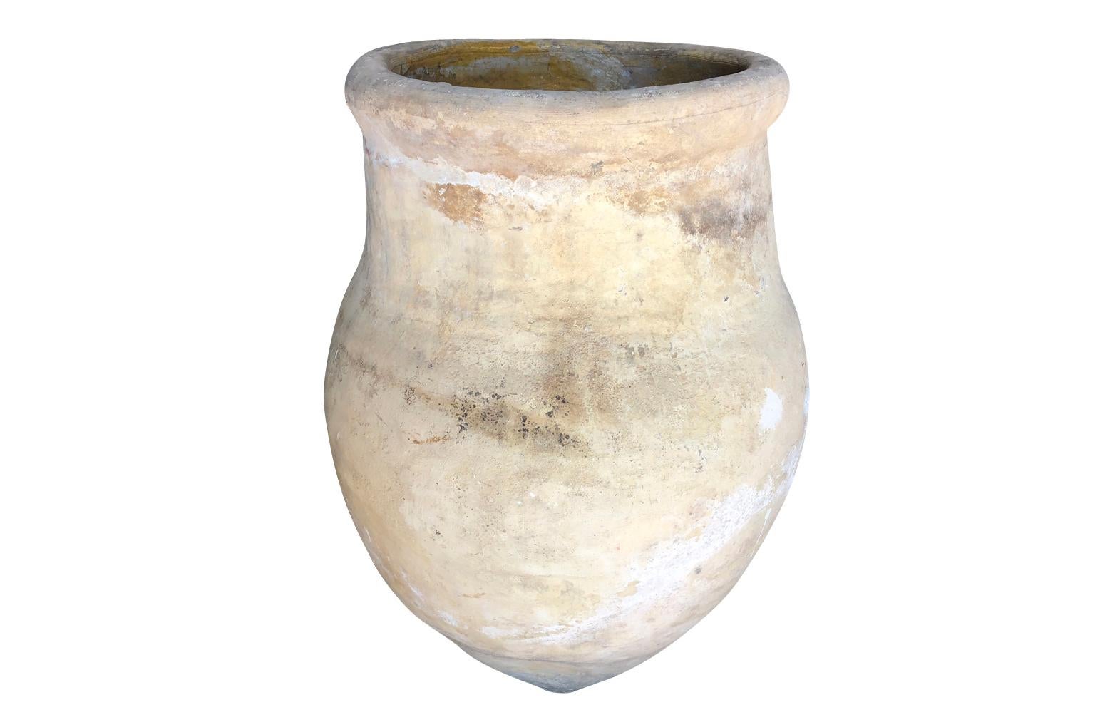Pair of 18th Century Spanish Terracotta Olive Jars In Good Condition In Round Top, TX