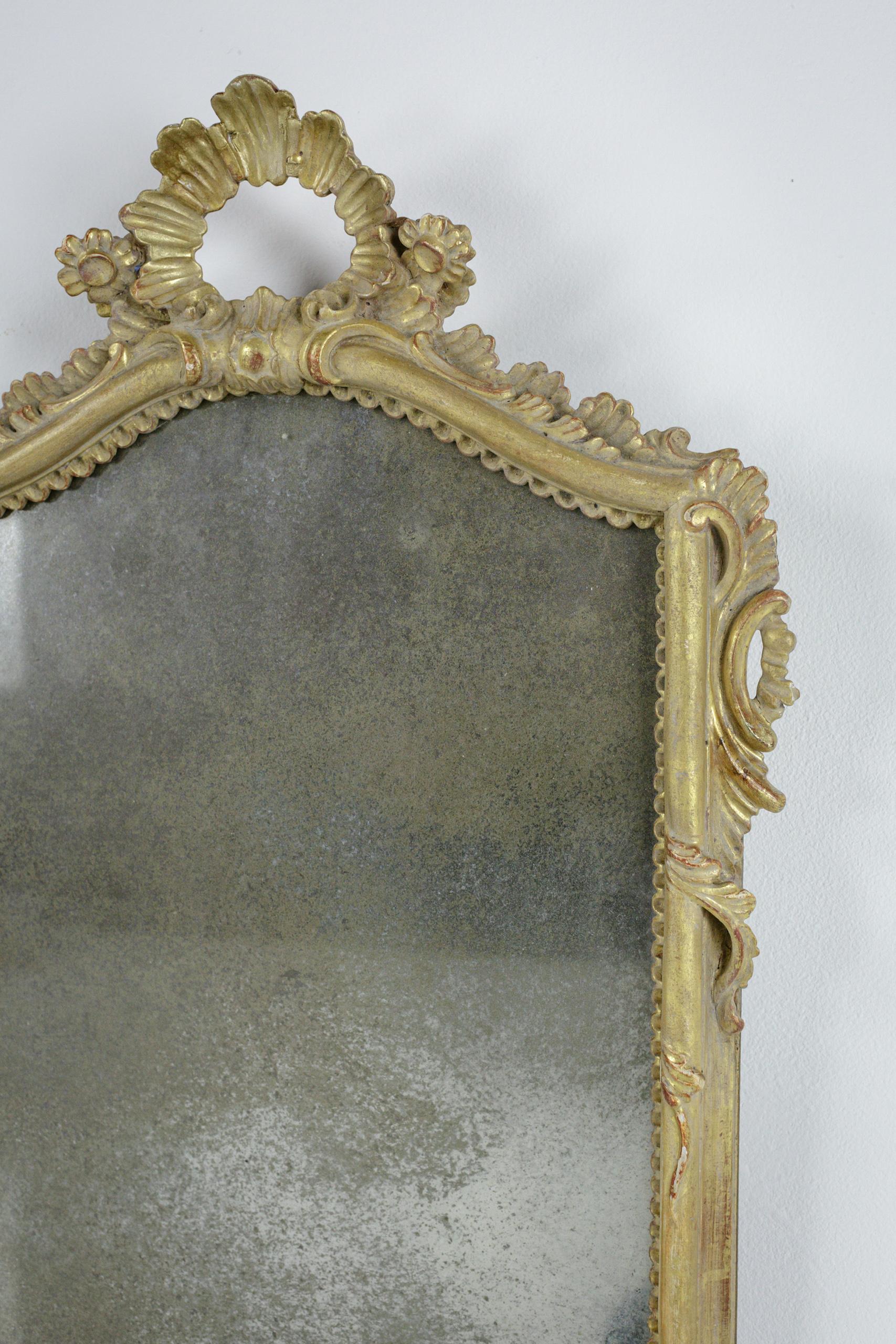 Paire de miroirs à encadrement doré, style XVIIIe siècle, avec verre renard en vente 2