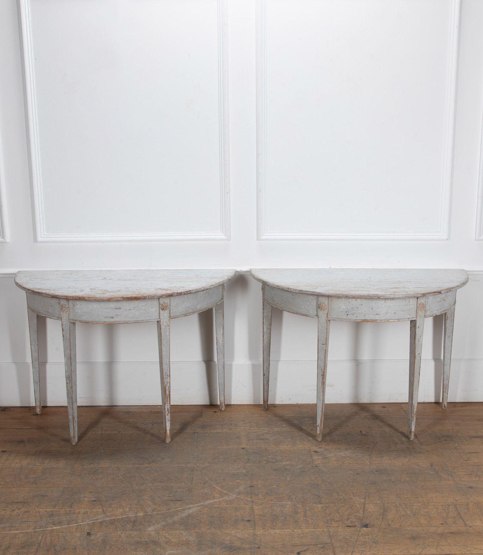 Pair of 18th Century Swedish Demi-Lunes For Sale 1
