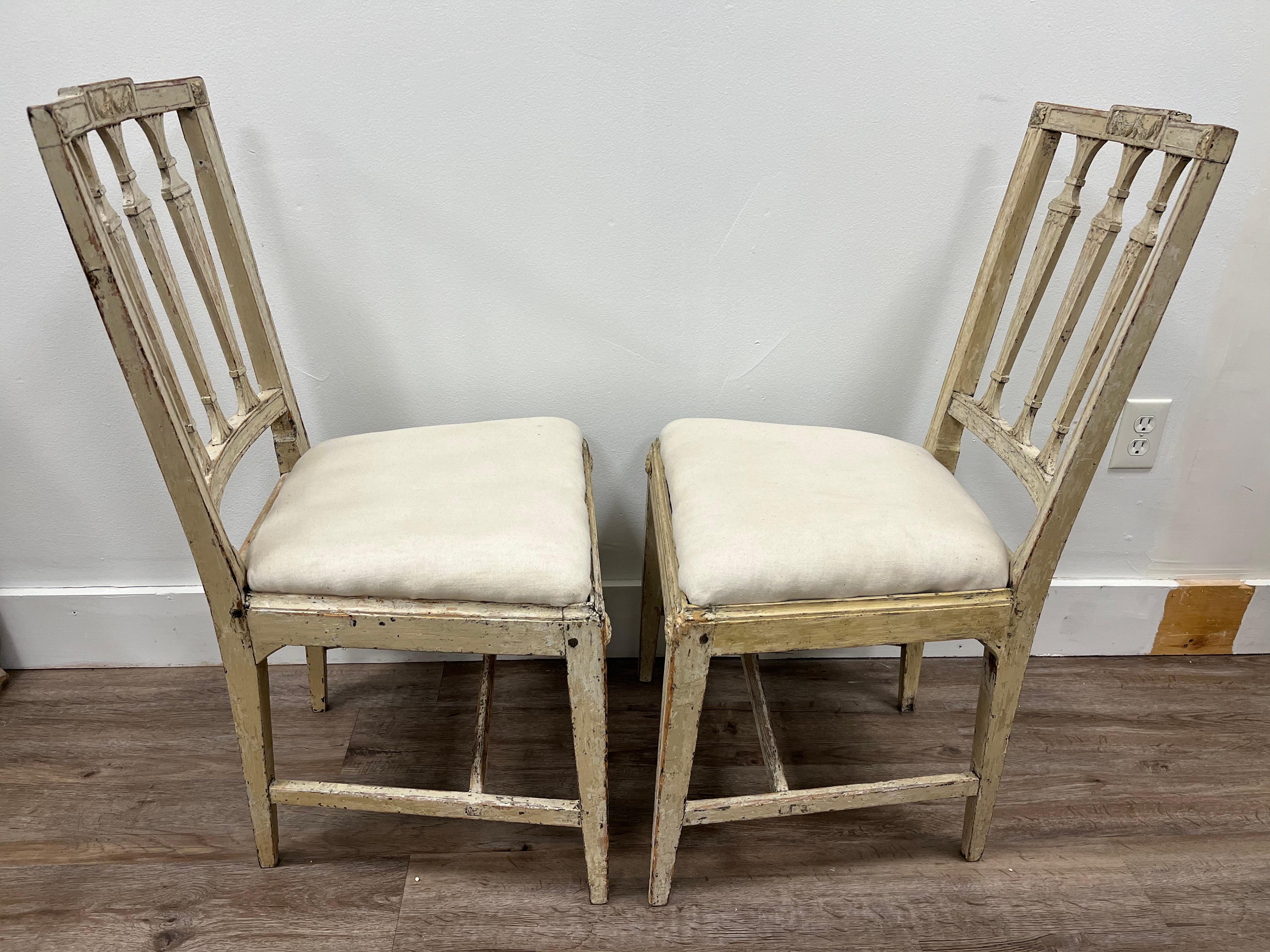 Pair of 18th Century Swedish Gustavian Chairs For Sale 4