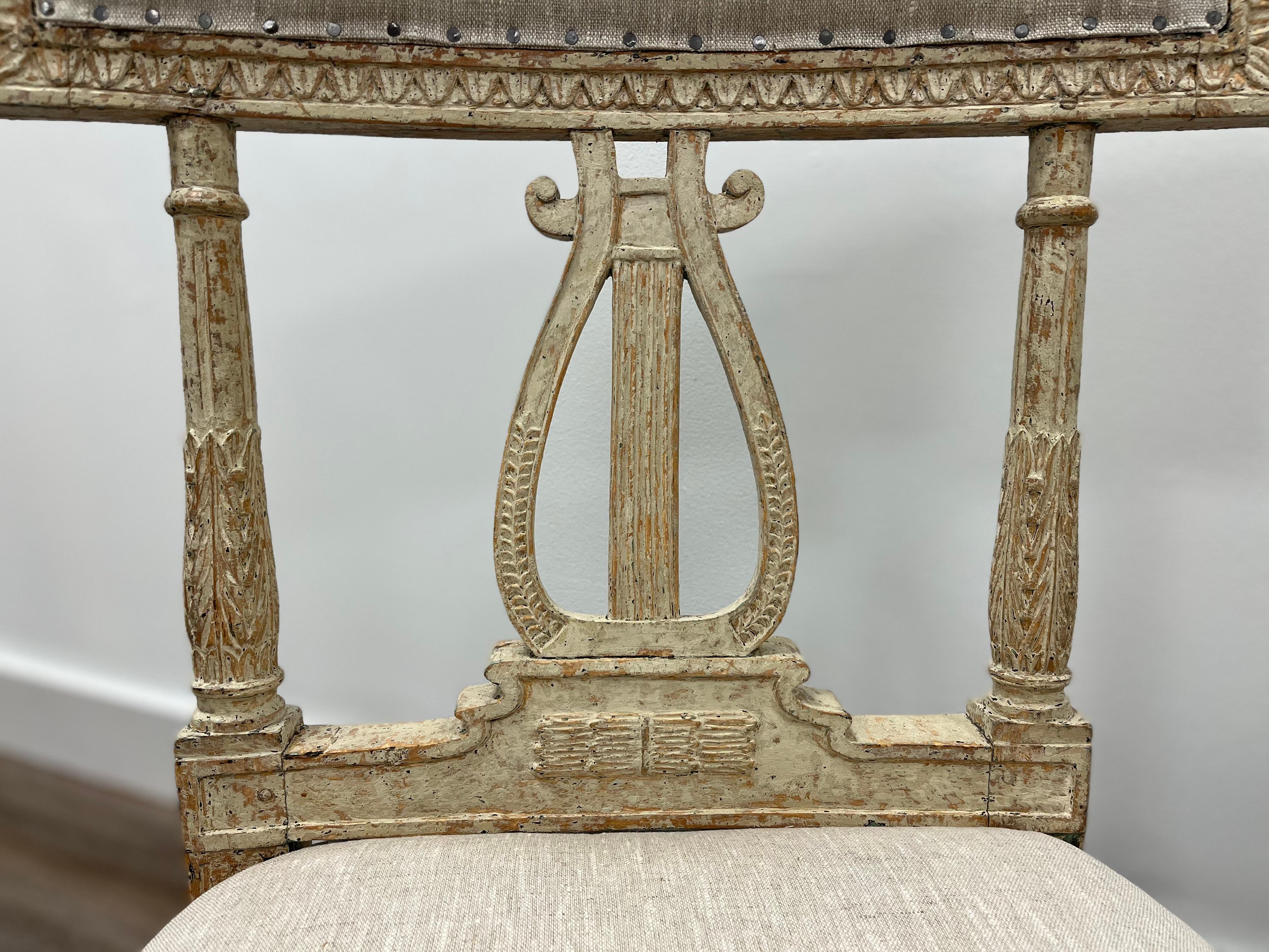 Pair of 18th Century Swedish Gustavian Lyre Chairs In Good Condition For Sale In Huntington, NY