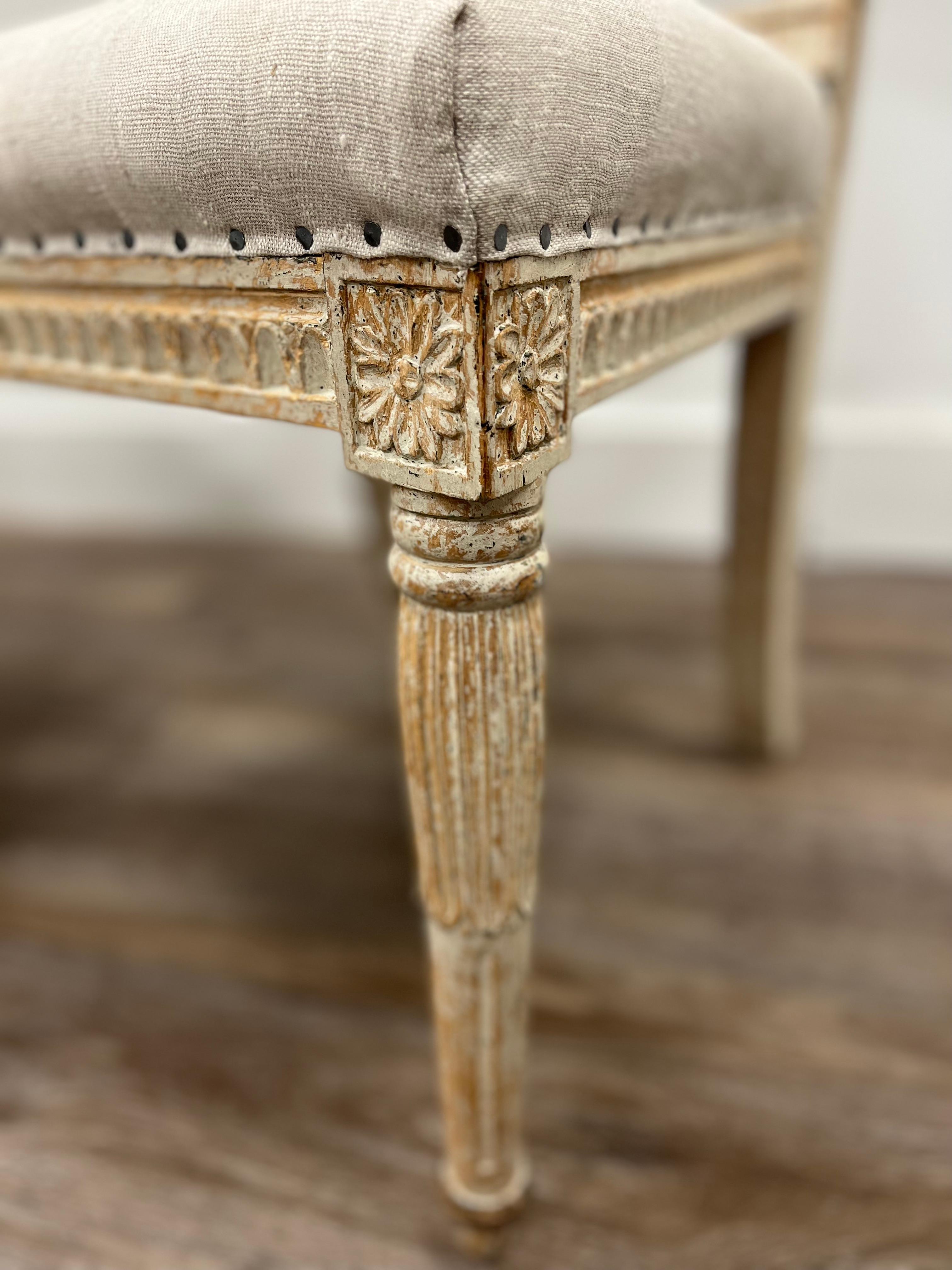 Pair of 18th Century Swedish Gustavian Lyre Chairs For Sale 2