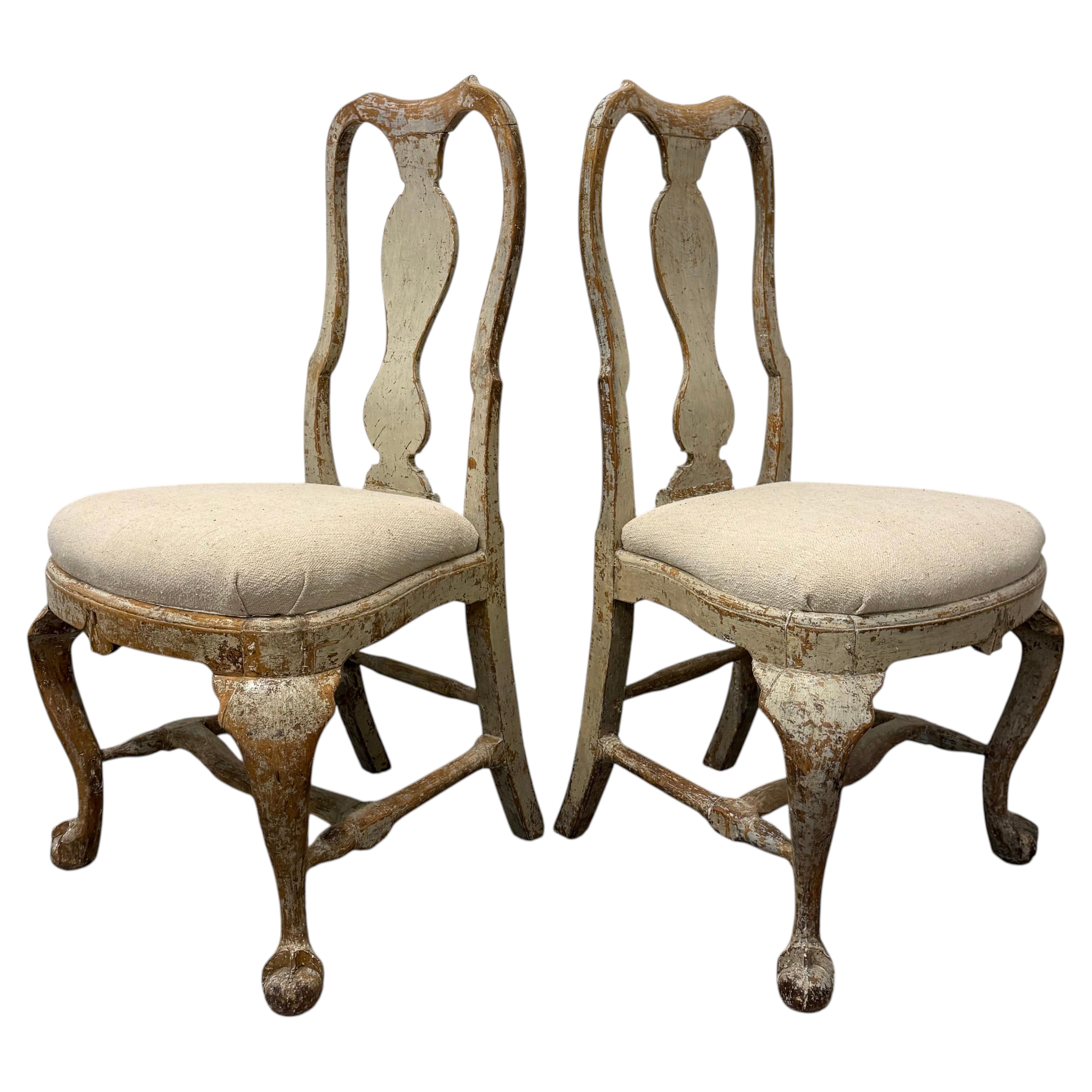 Paire de chaises rococo suédoises du XVIIIe siècle