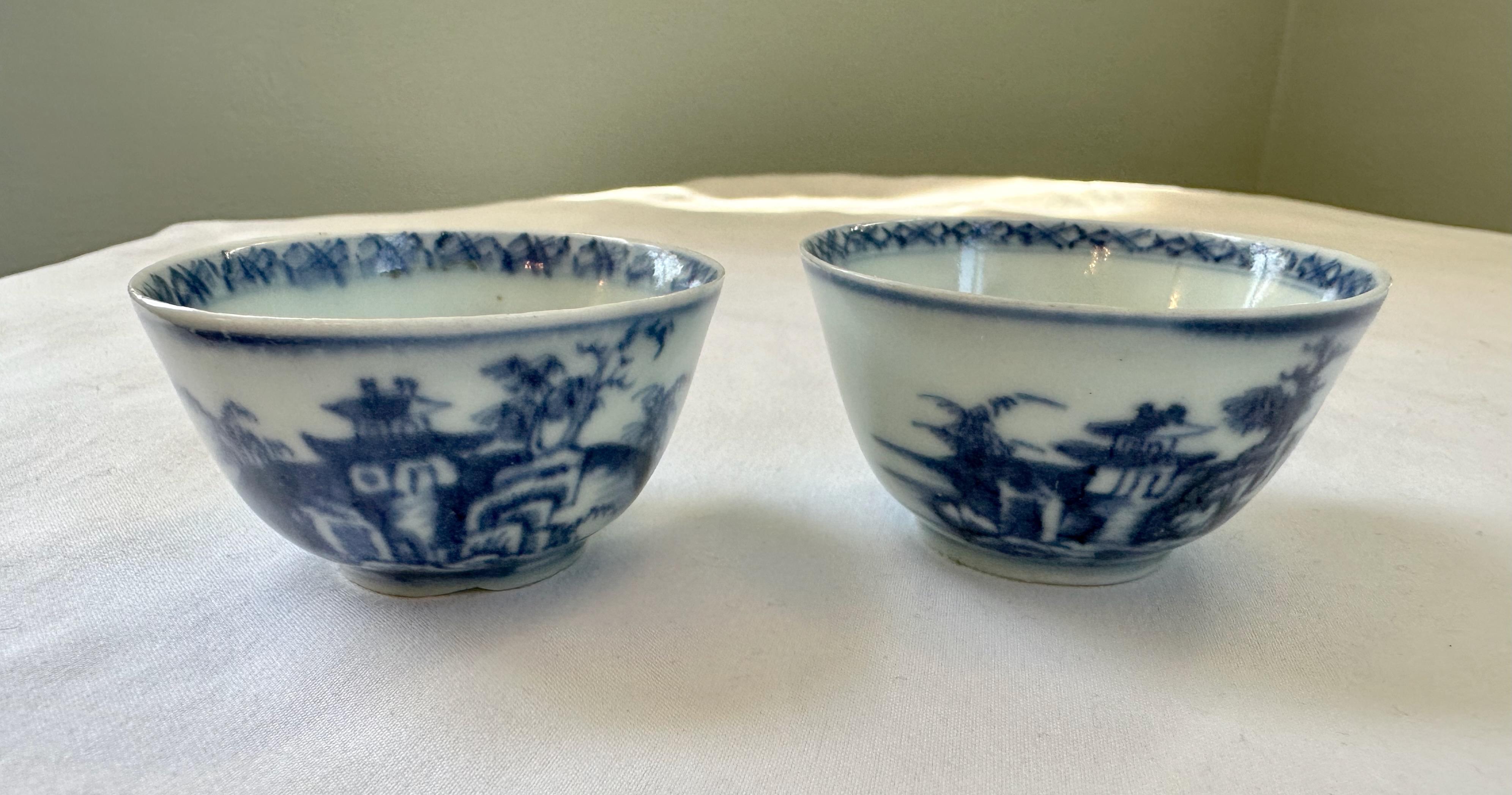 Chinois Paire de tasses à thé du 18ème siècle provenant de la cargaison de Nanking en vente