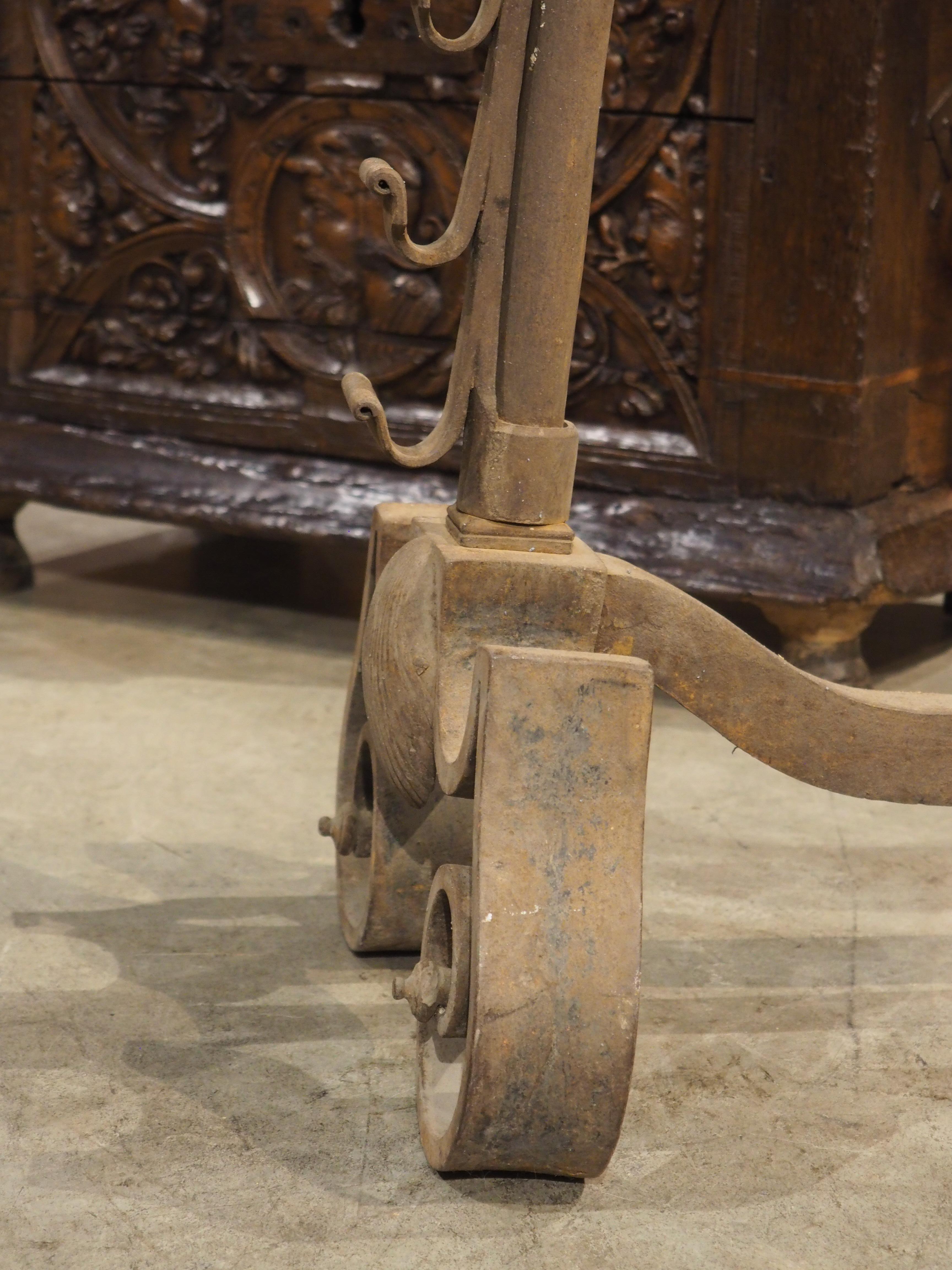 Pair of 18th Century Thickly Wrought Iron Chenets from France For Sale 7