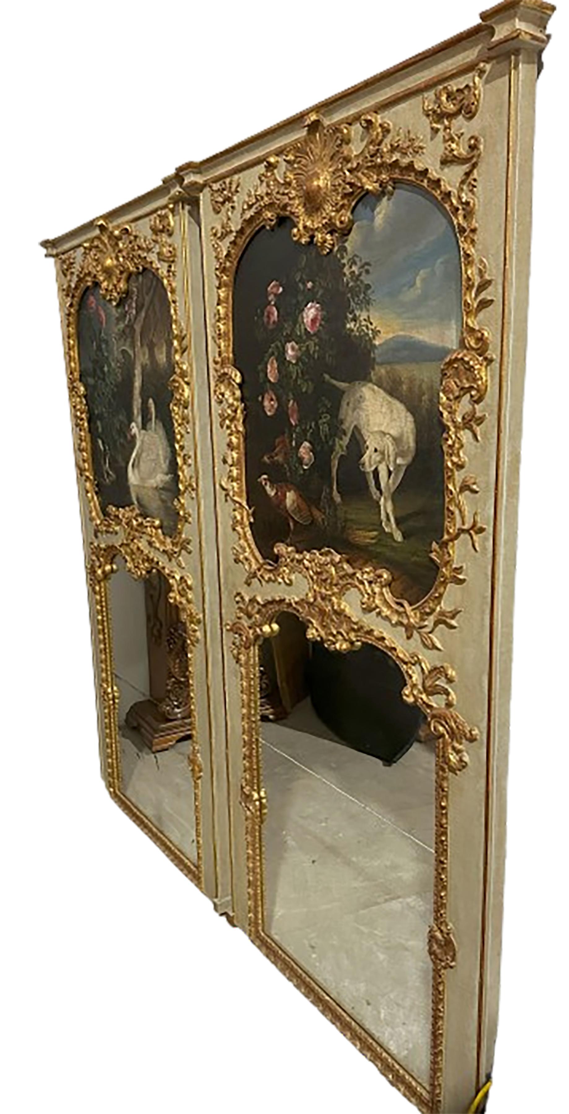 Peint à la main Paire de miroirs Trumeau du 18ème siècle avec des scènes pastorales peintes en vente