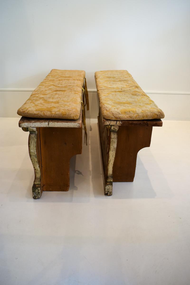 Pair of 18th Century Venetian Benches In Good Condition For Sale In New Orleans, LA