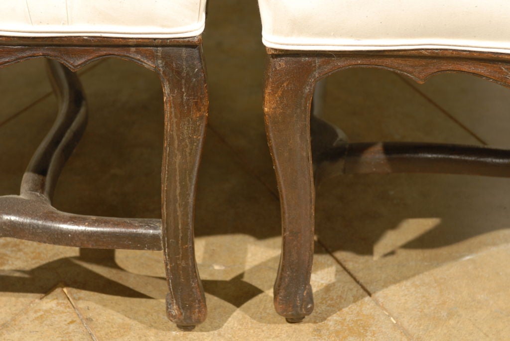 French Pair of 18th Century Walnut Arm Chairs from Rhone Valley For Sale