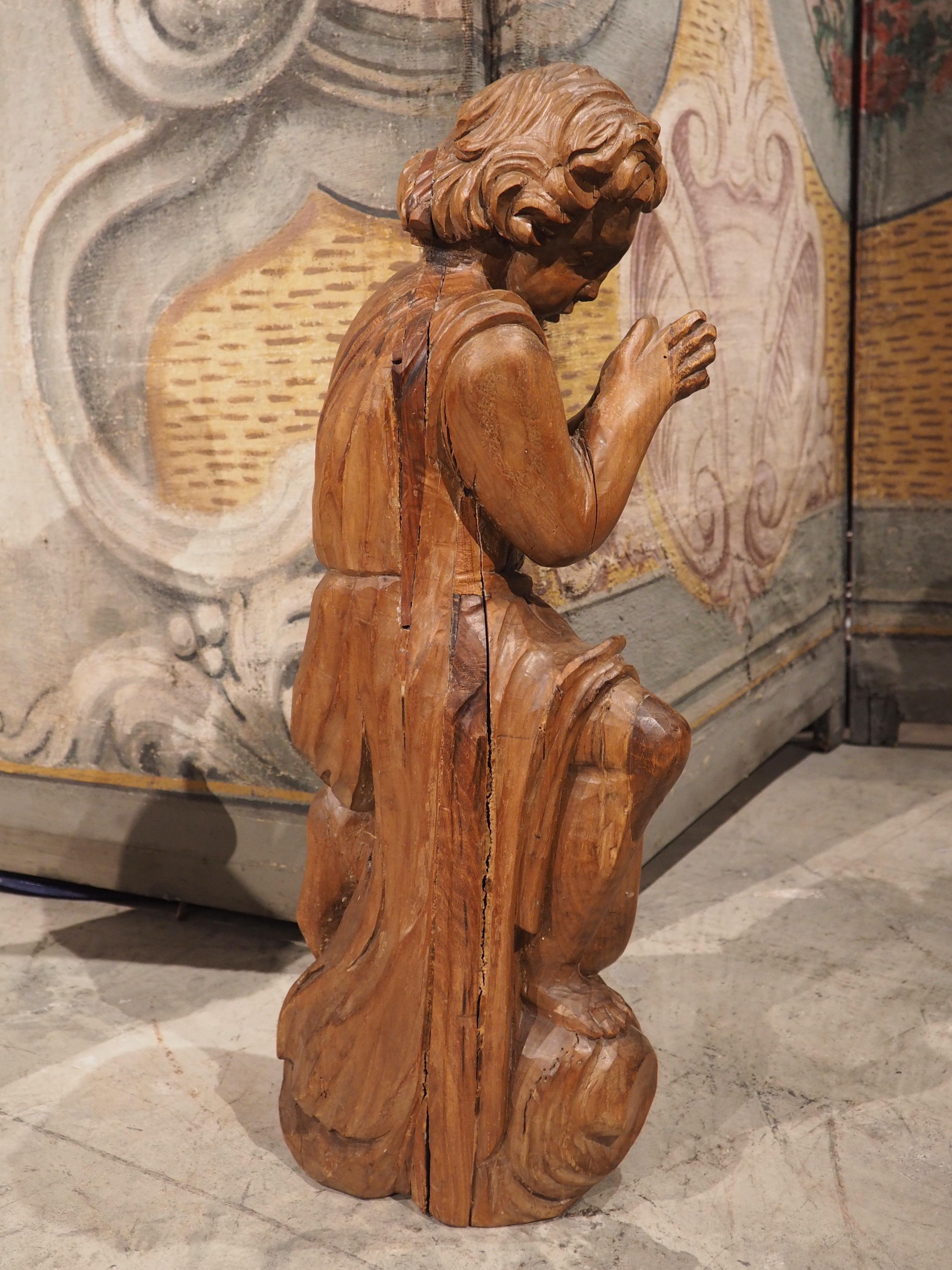 Pair of 18th Century Wood Carved Kneeling Angels from France 8