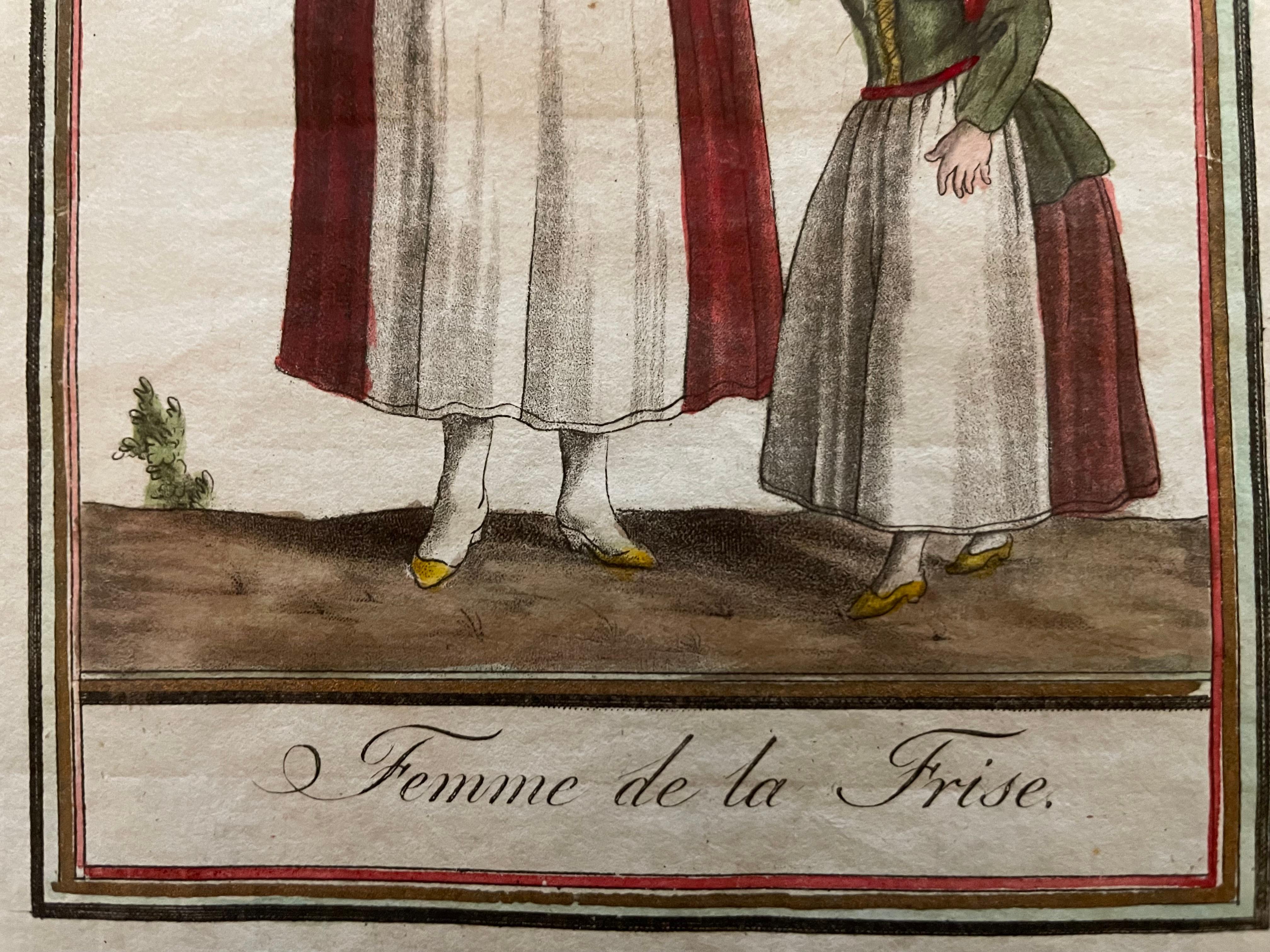Paire de gravures françaises du 18e siècle colorées à la main d'un homme, d'une femme et d'un enfant Frisois en vente 6