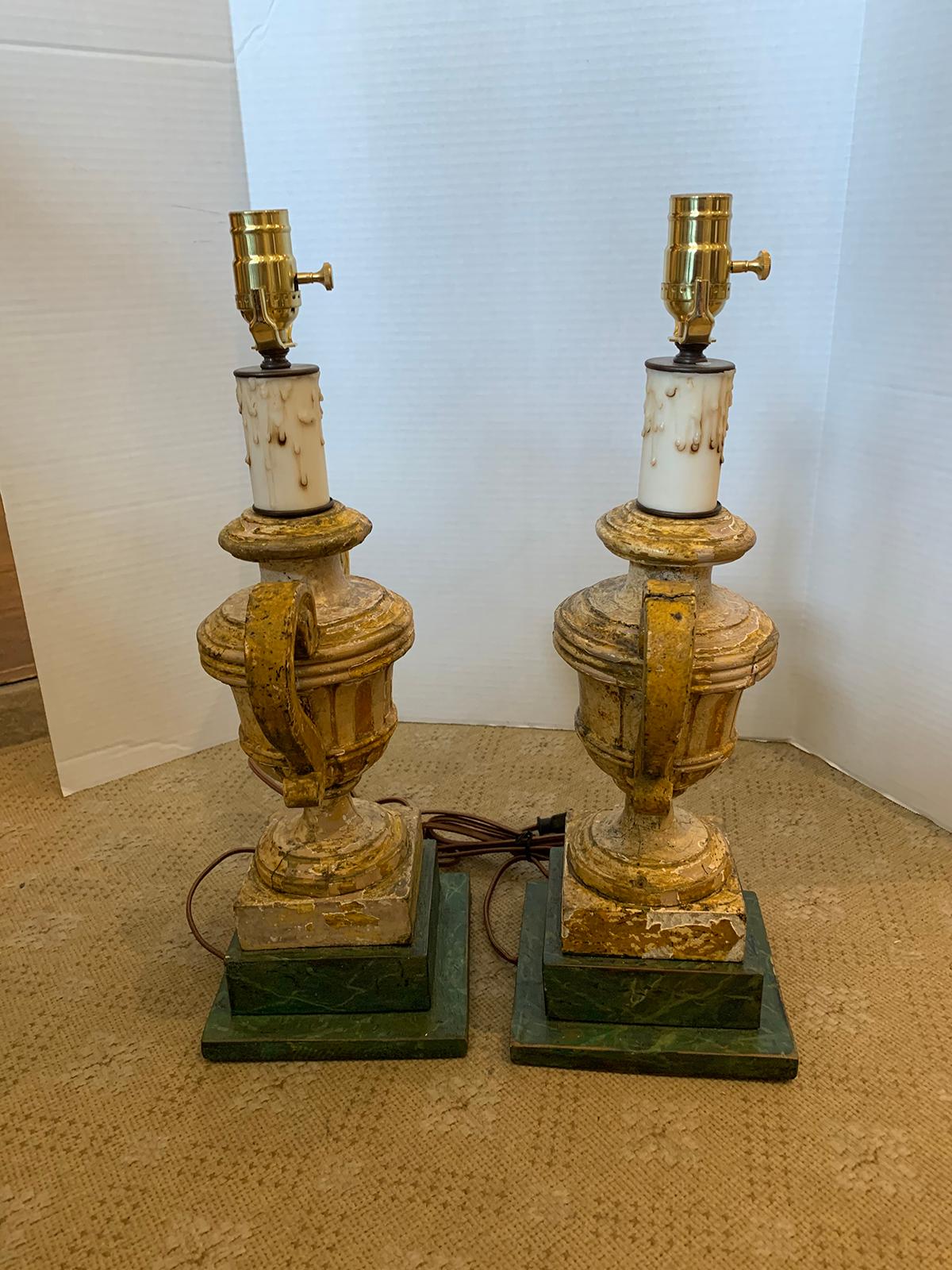 Wood Pair of 18th-19th Century Italian Painted Urns as Lamps For Sale
