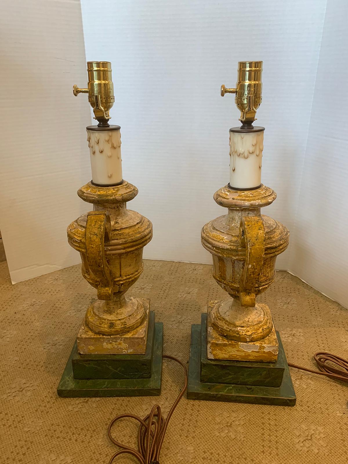 Pair of 18th-19th Century Italian Painted Urns as Lamps For Sale 2