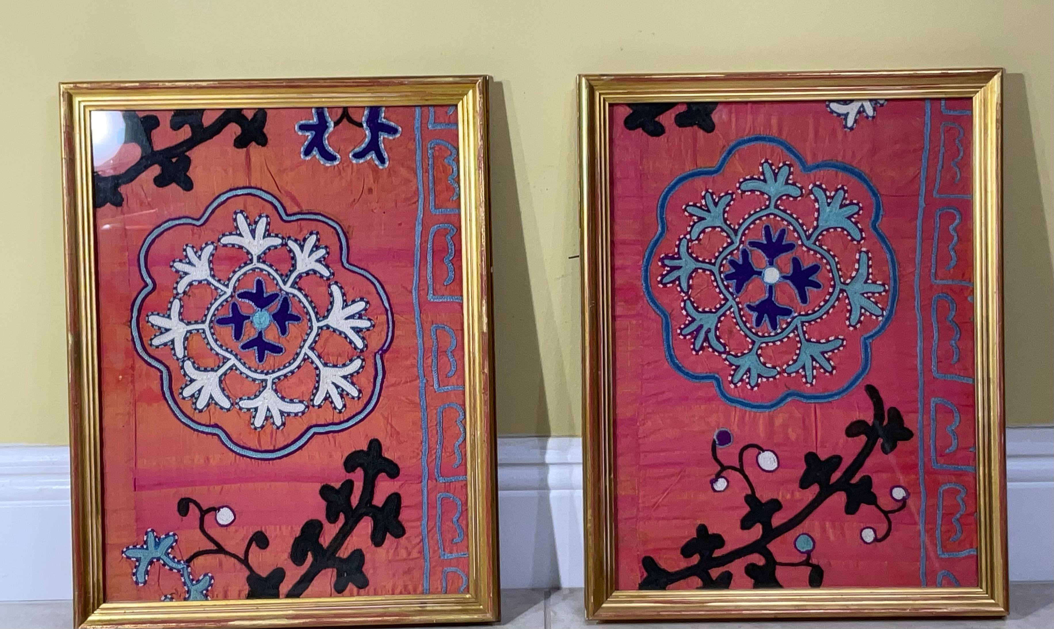 Pair of 19 Century Antique Silk Suzani Wall Hanging For Sale 3