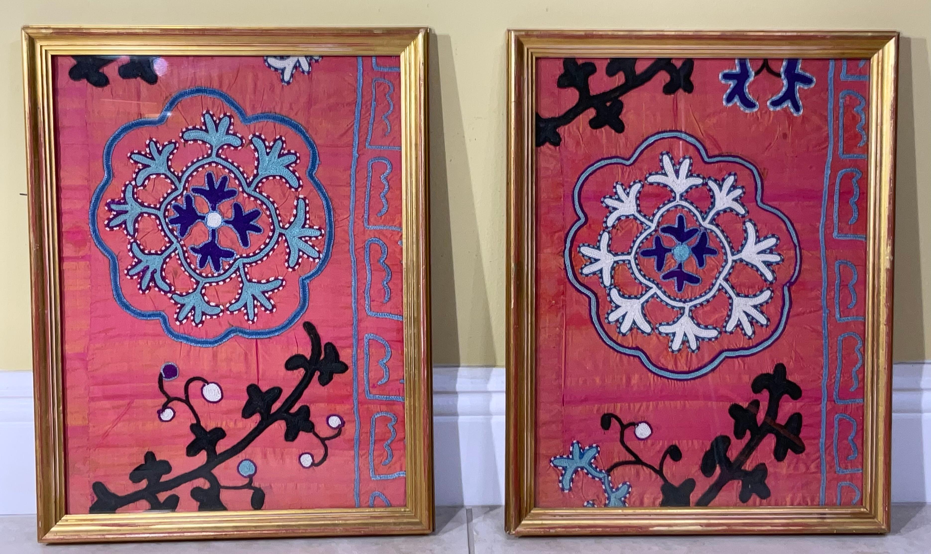 Pair of 19 Century Antique Silk Suzani Wall Hanging For Sale 4
