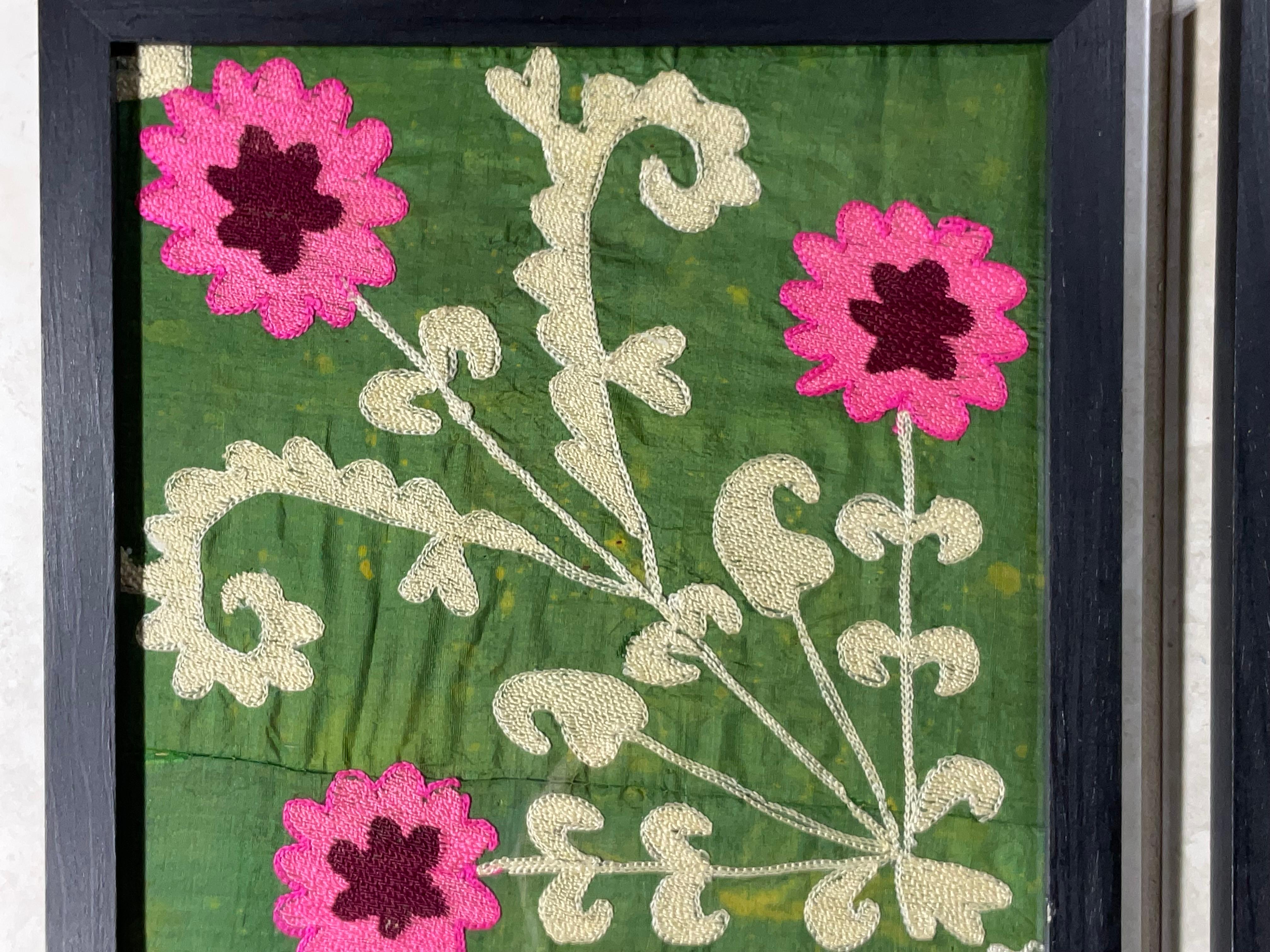 Pair Of 19 Century Antique Silk Suzani Wall Hanging In Good Condition For Sale In Delray Beach, FL