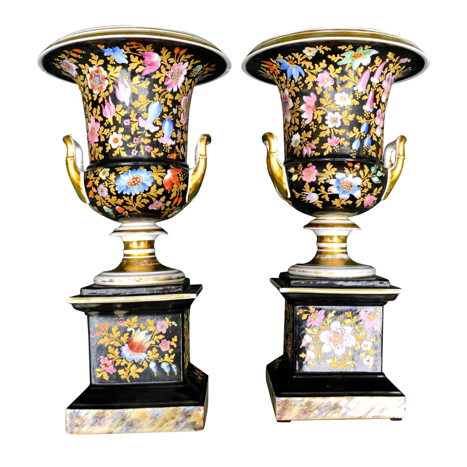 Napoléon III Paire de vases en porcelaine 