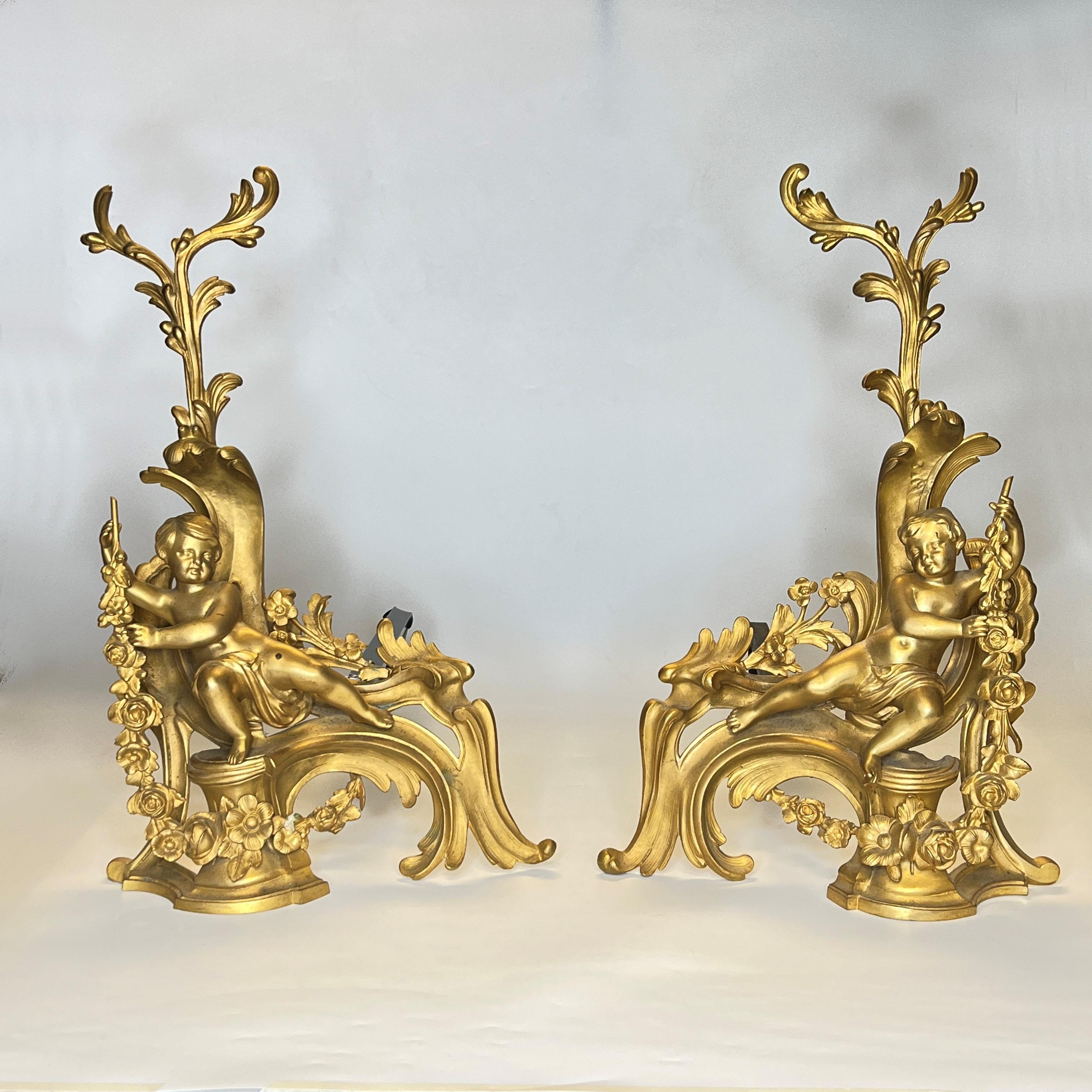 Paar französische vergoldete Bronze-Cherub-Motiv-Figuren im Louis-XVI.-Stil des 19. Jahrhunderts im Angebot 13